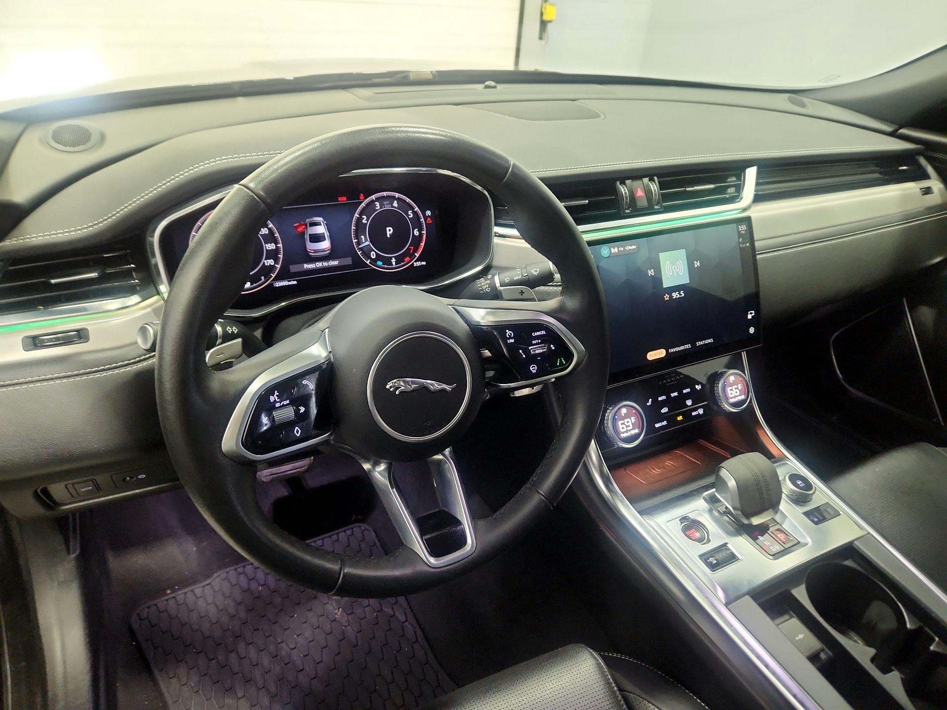 Thumbnail: 2024 Jaguar XF - 9