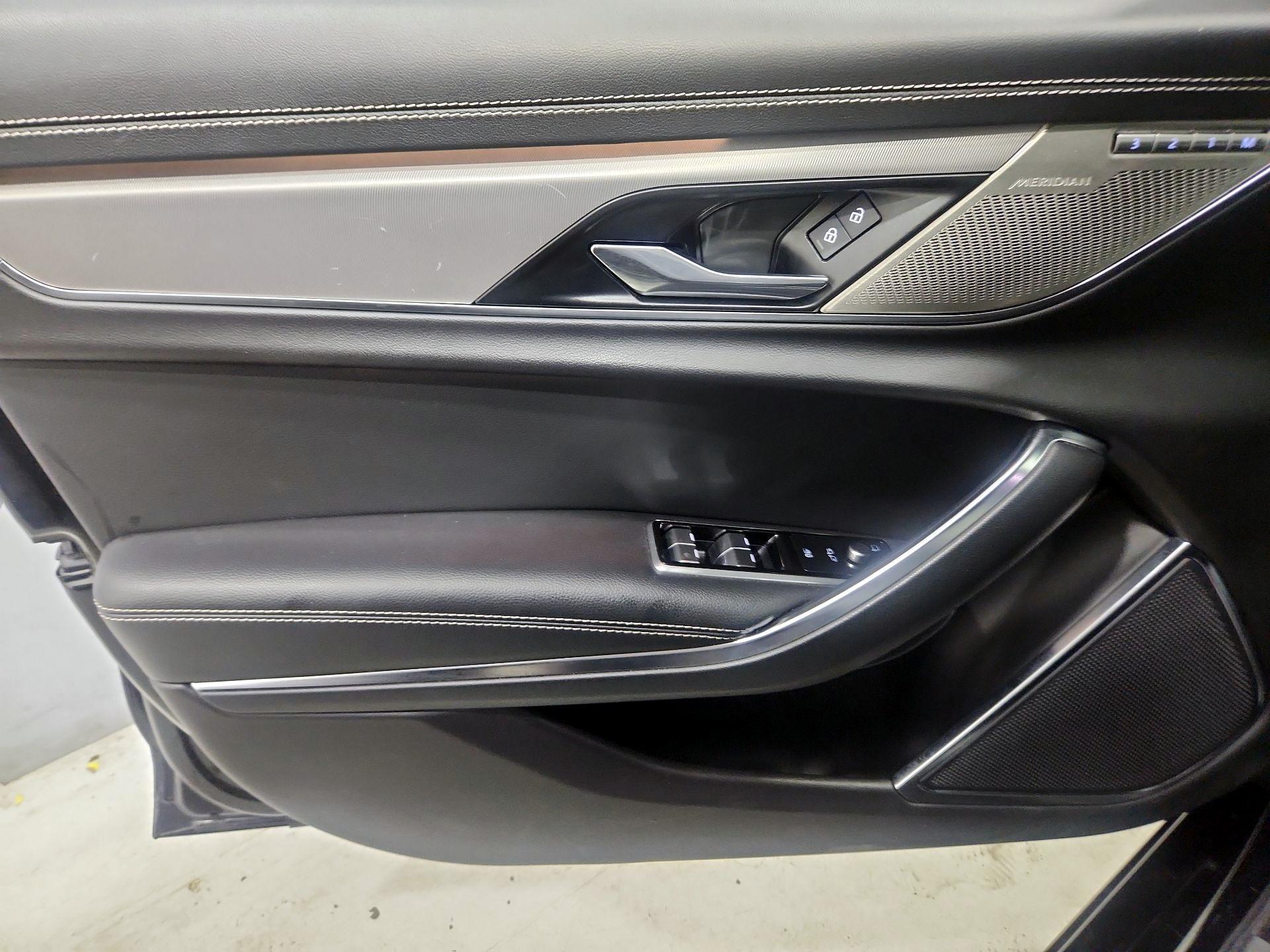 Thumbnail: 2024 Jaguar XF - 12