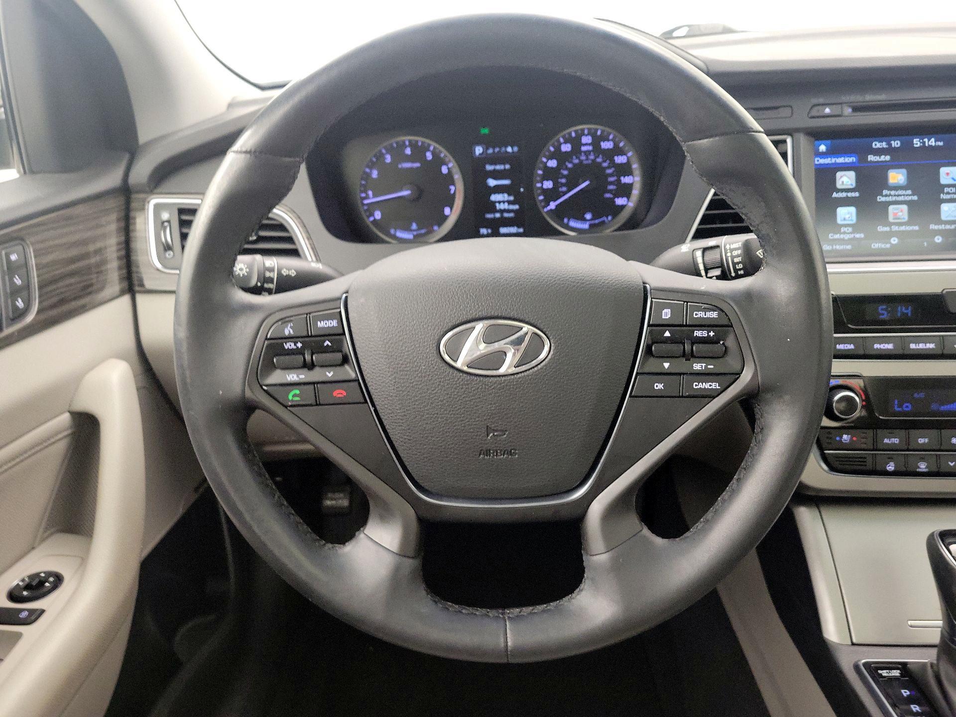 Thumbnail: 2015 Hyundai Sonata - 10