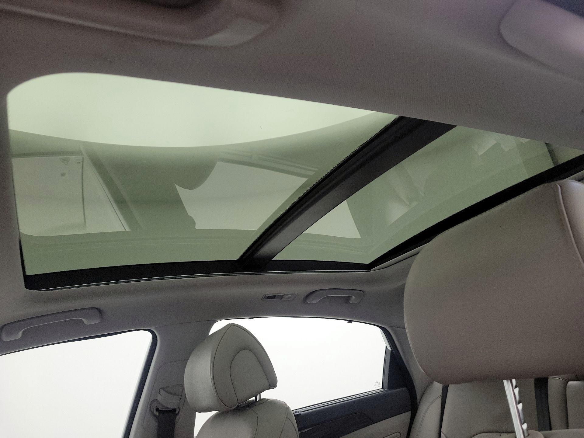 Thumbnail: 2015 Hyundai Sonata - 19