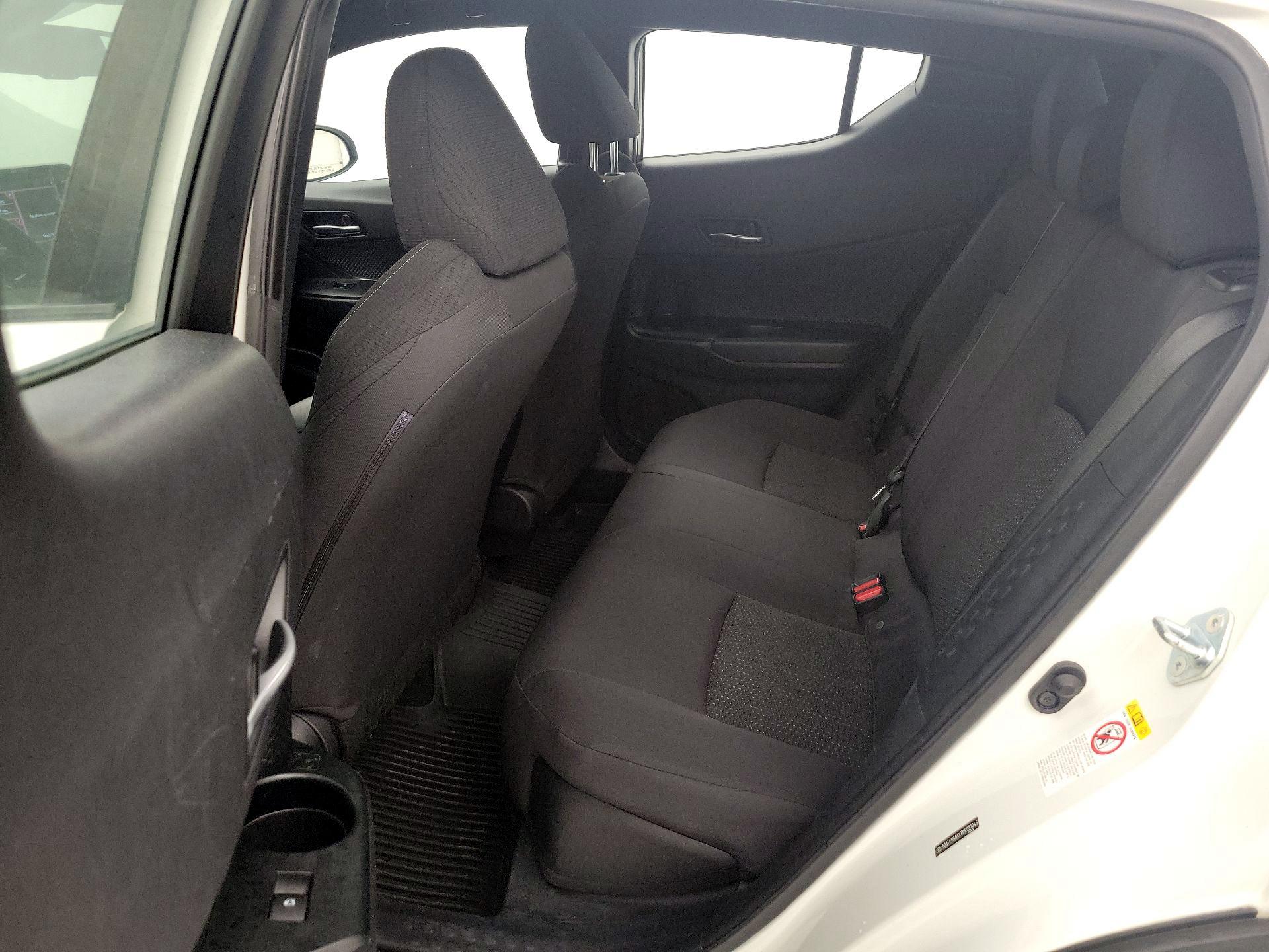 Thumbnail: 2019 Toyota C-HR - 19