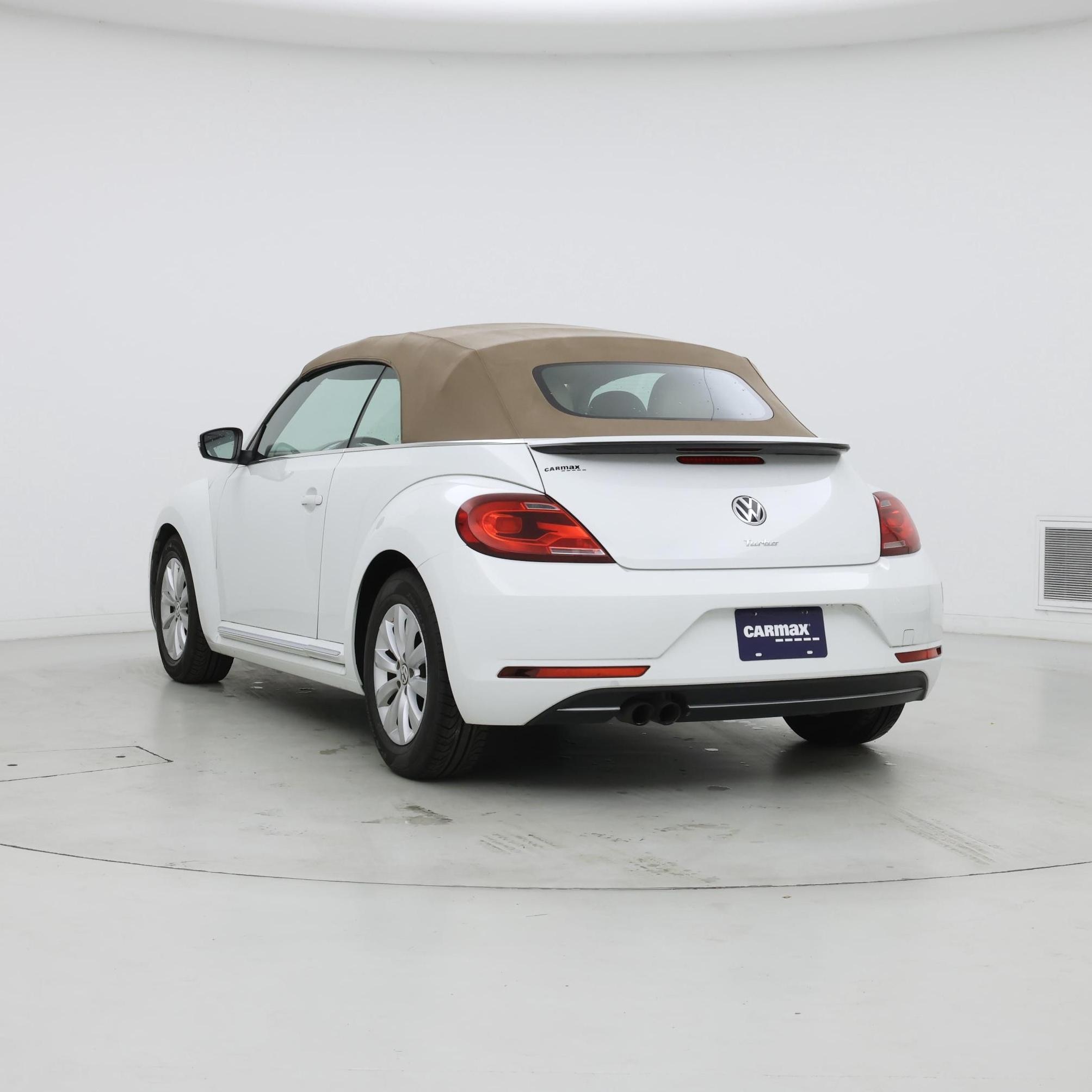 Thumbnail: 2018 Volkswagen Beetle - 2