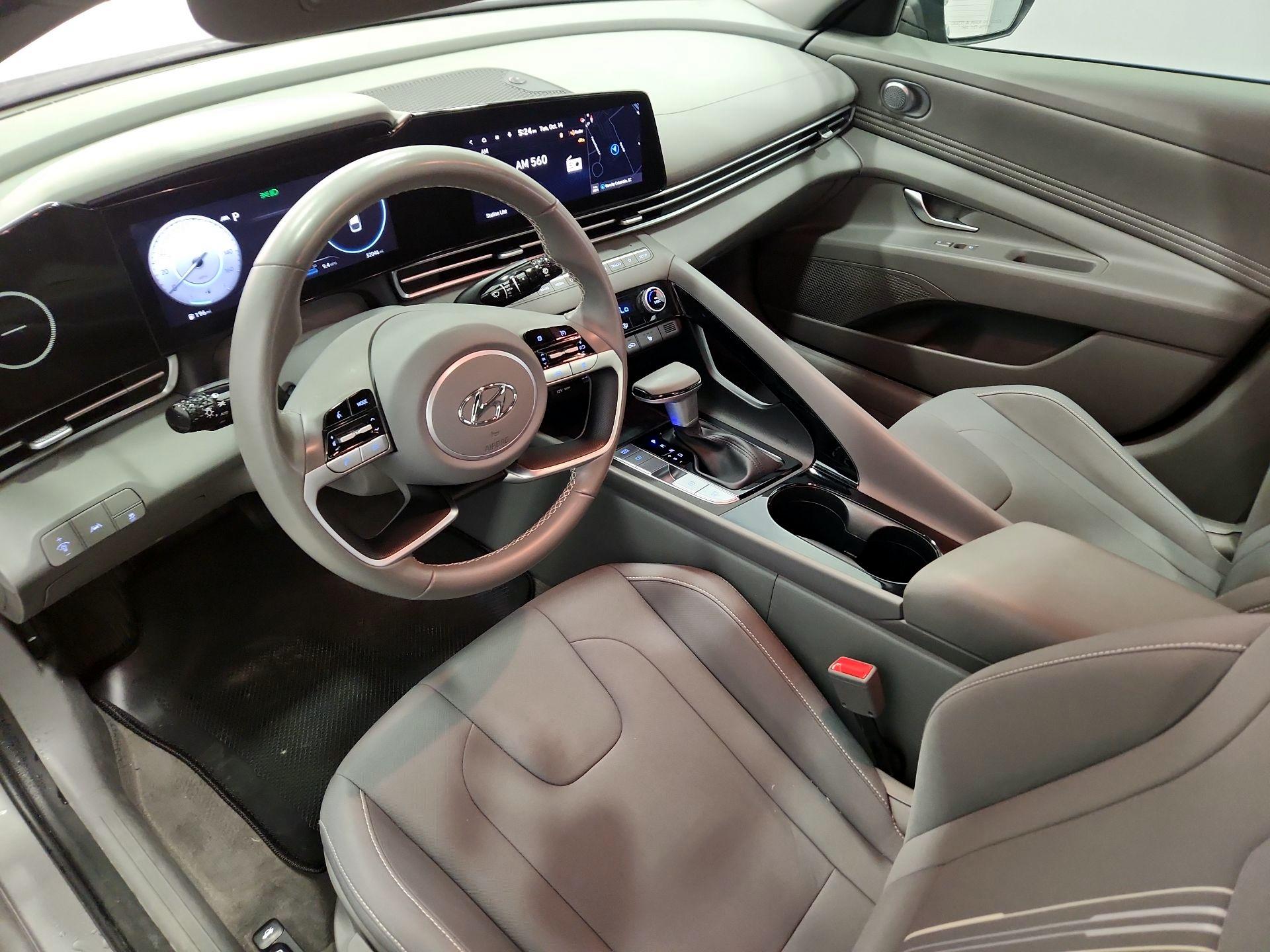 Thumbnail: 2023 Hyundai Elantra - 11