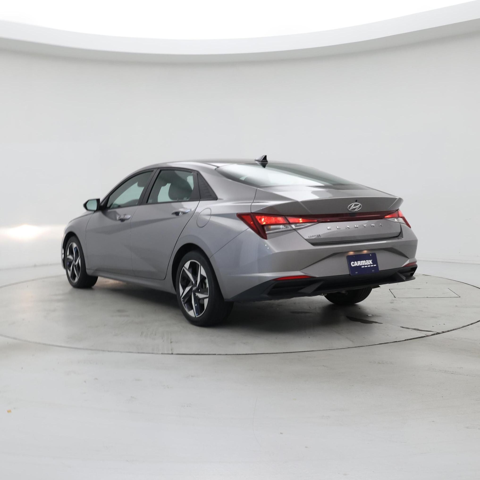 Thumbnail: 2023 Hyundai Elantra - 2