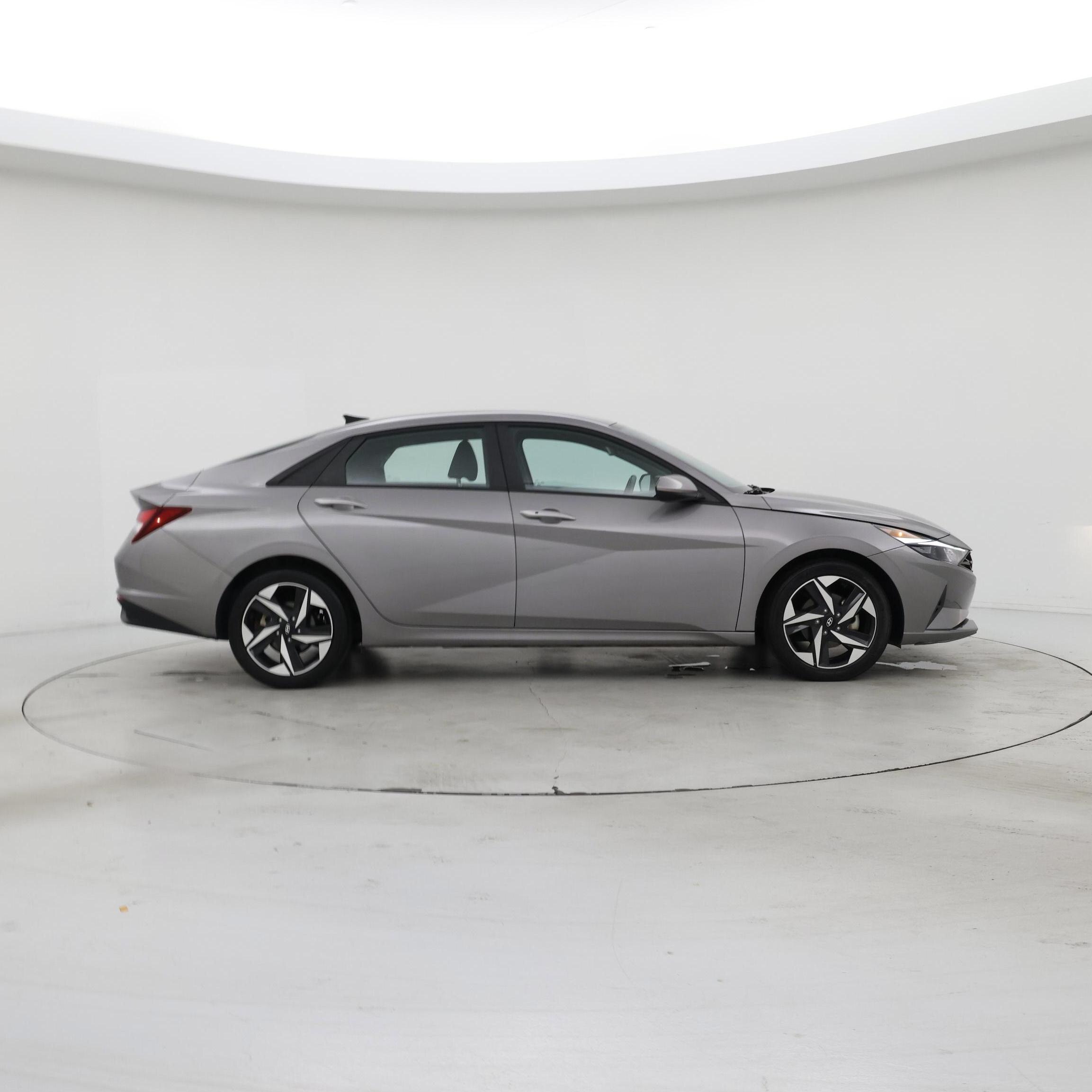 Thumbnail: 2023 Hyundai Elantra - 7