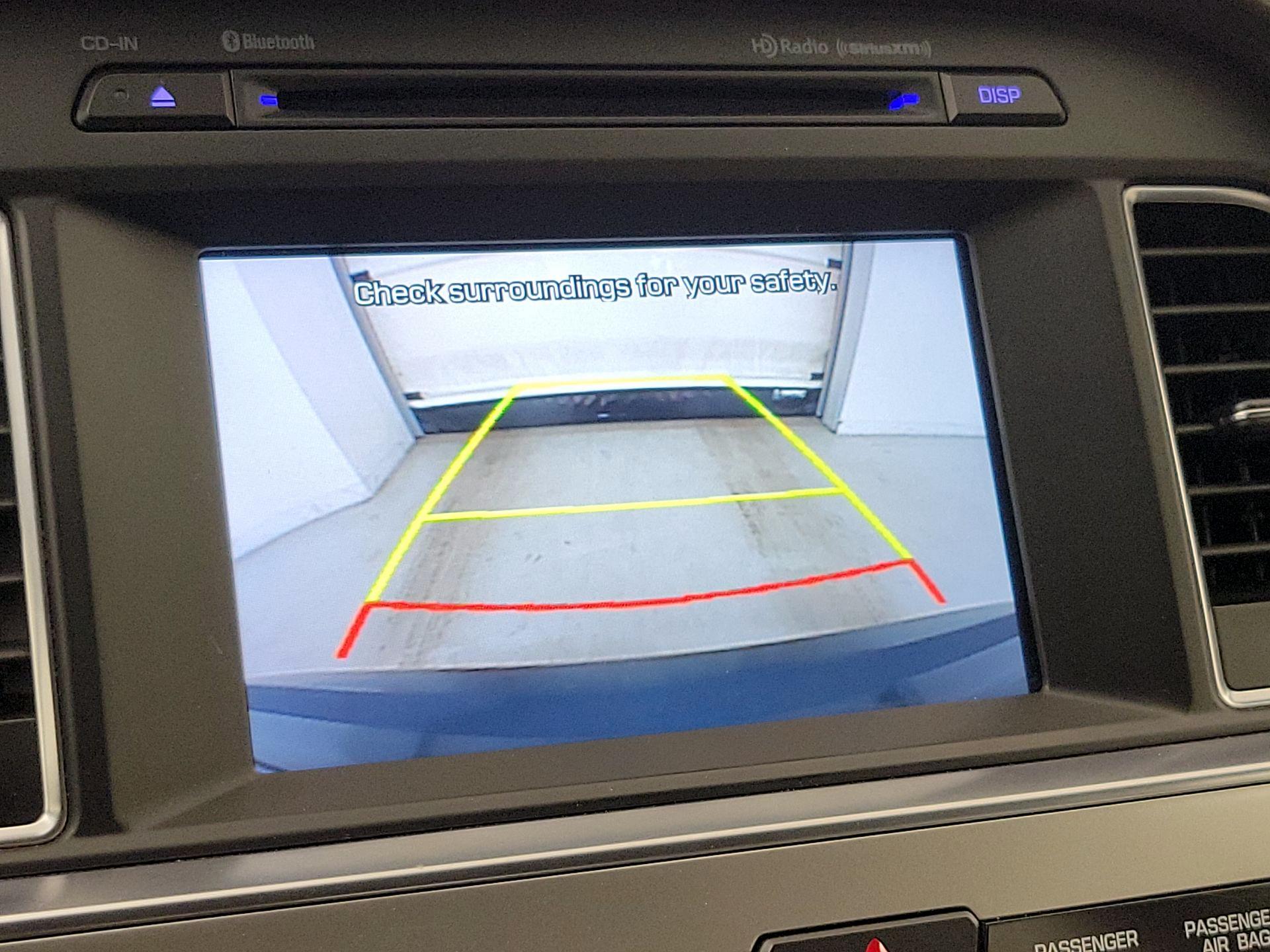 Thumbnail: 2016 Hyundai Sonata - 14