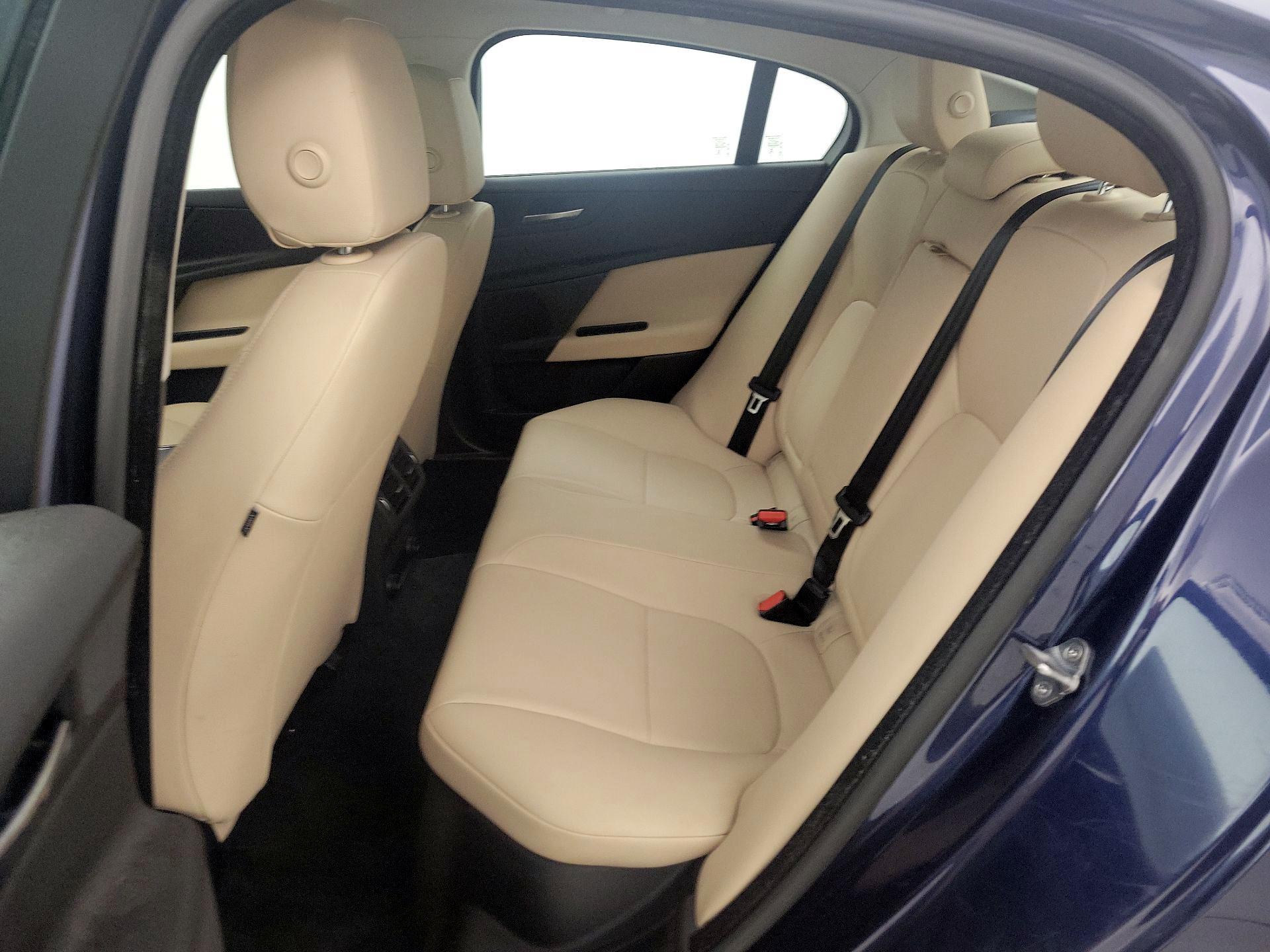 Thumbnail: 2017 Jaguar XE - 19