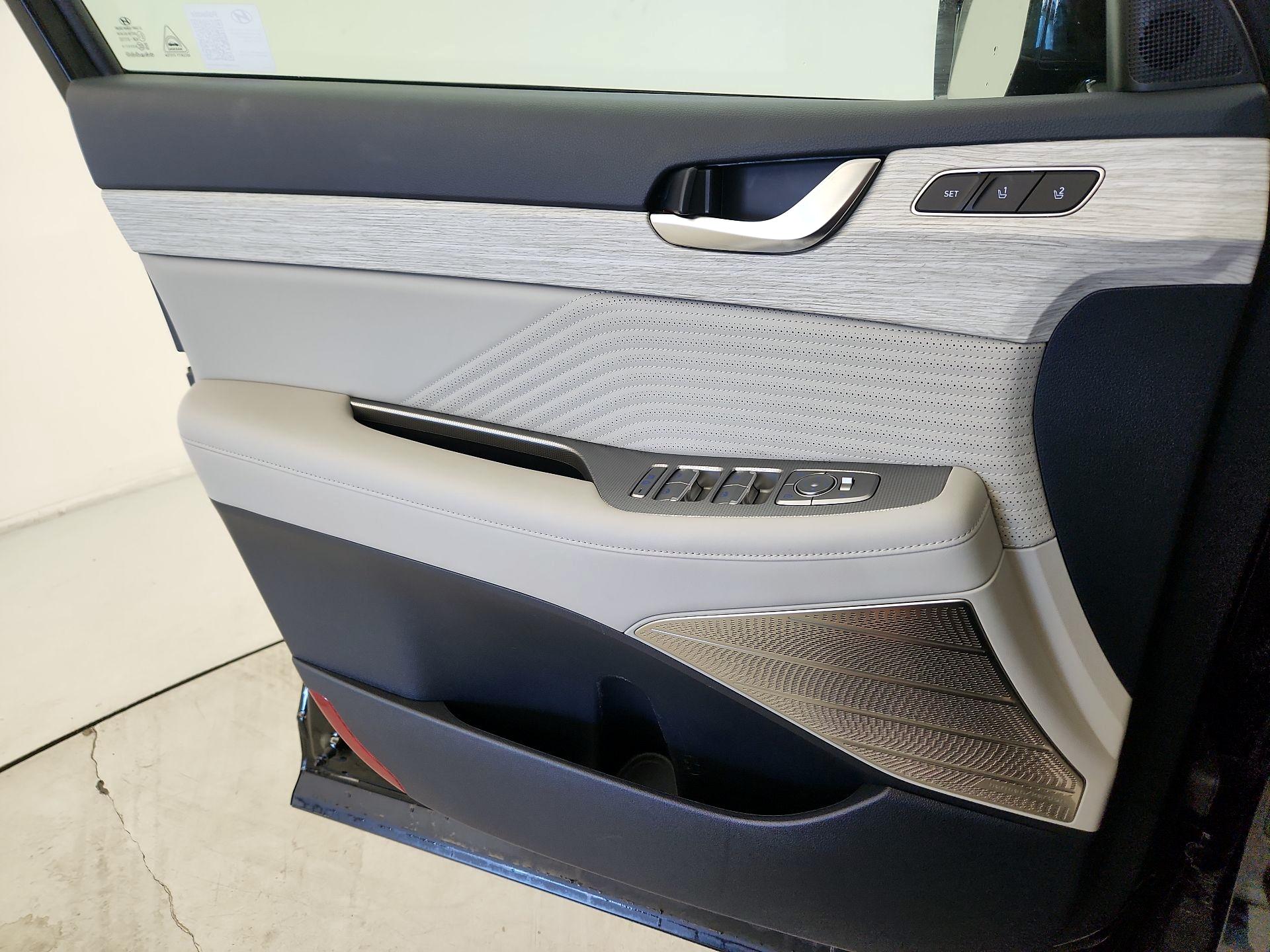 Thumbnail: 2025 Hyundai Palisade - 12