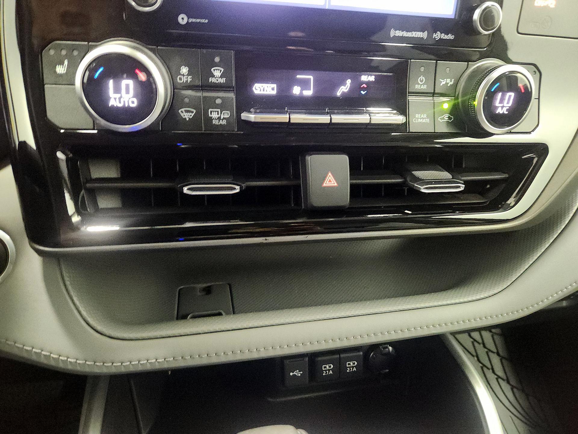 Thumbnail: 2021 Toyota Highlander - 16