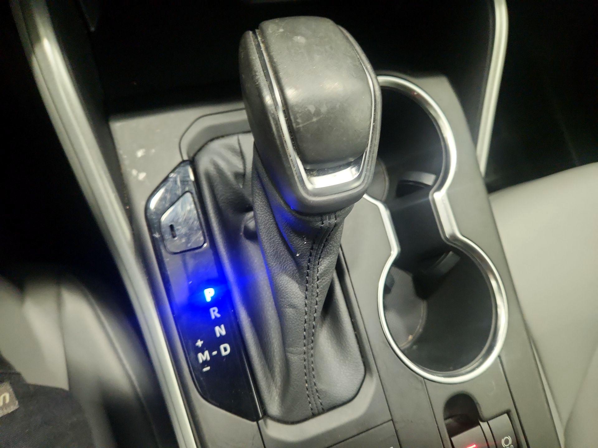 Thumbnail: 2021 Toyota Highlander - 17