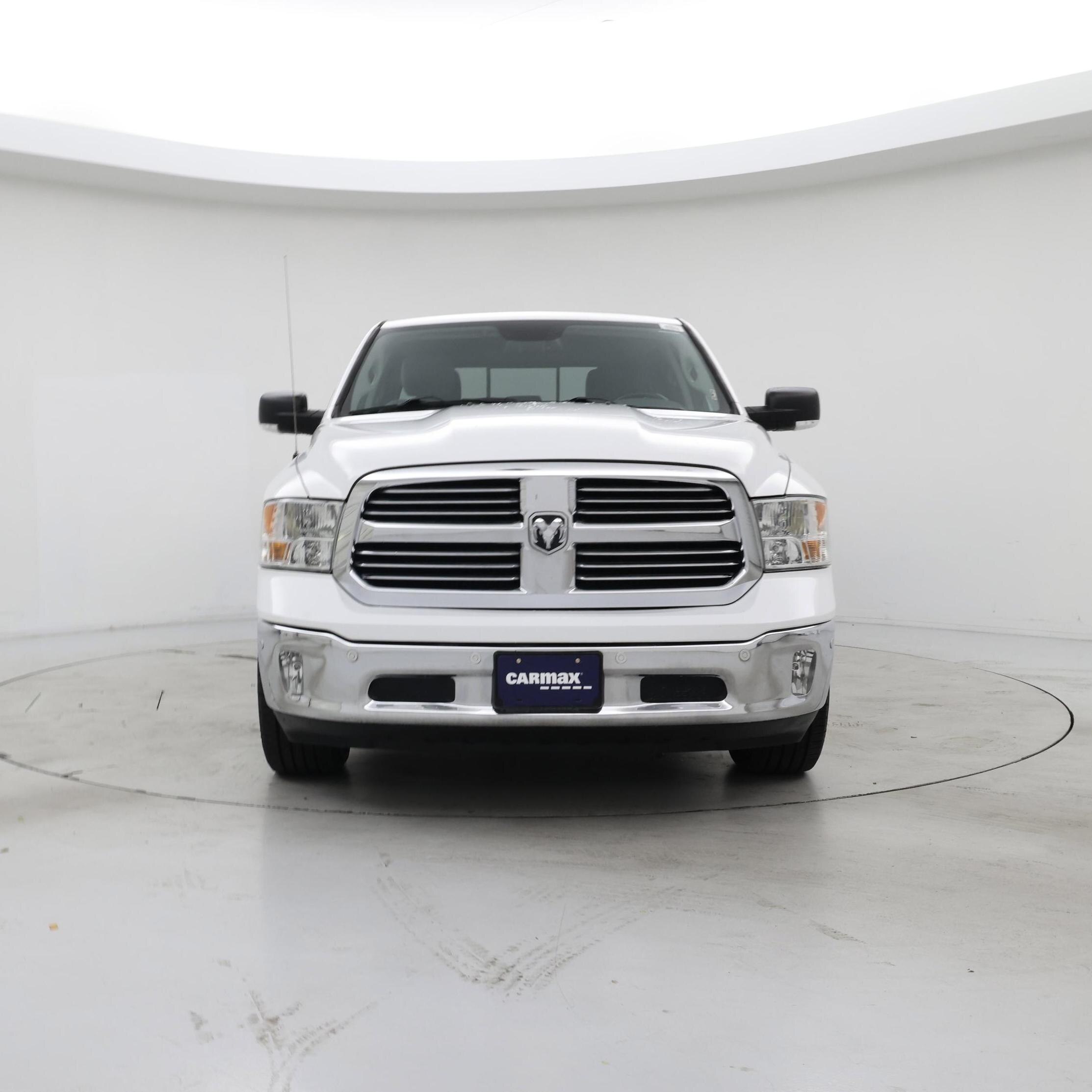 Thumbnail: 2019 RAM 1500 Classic - 5