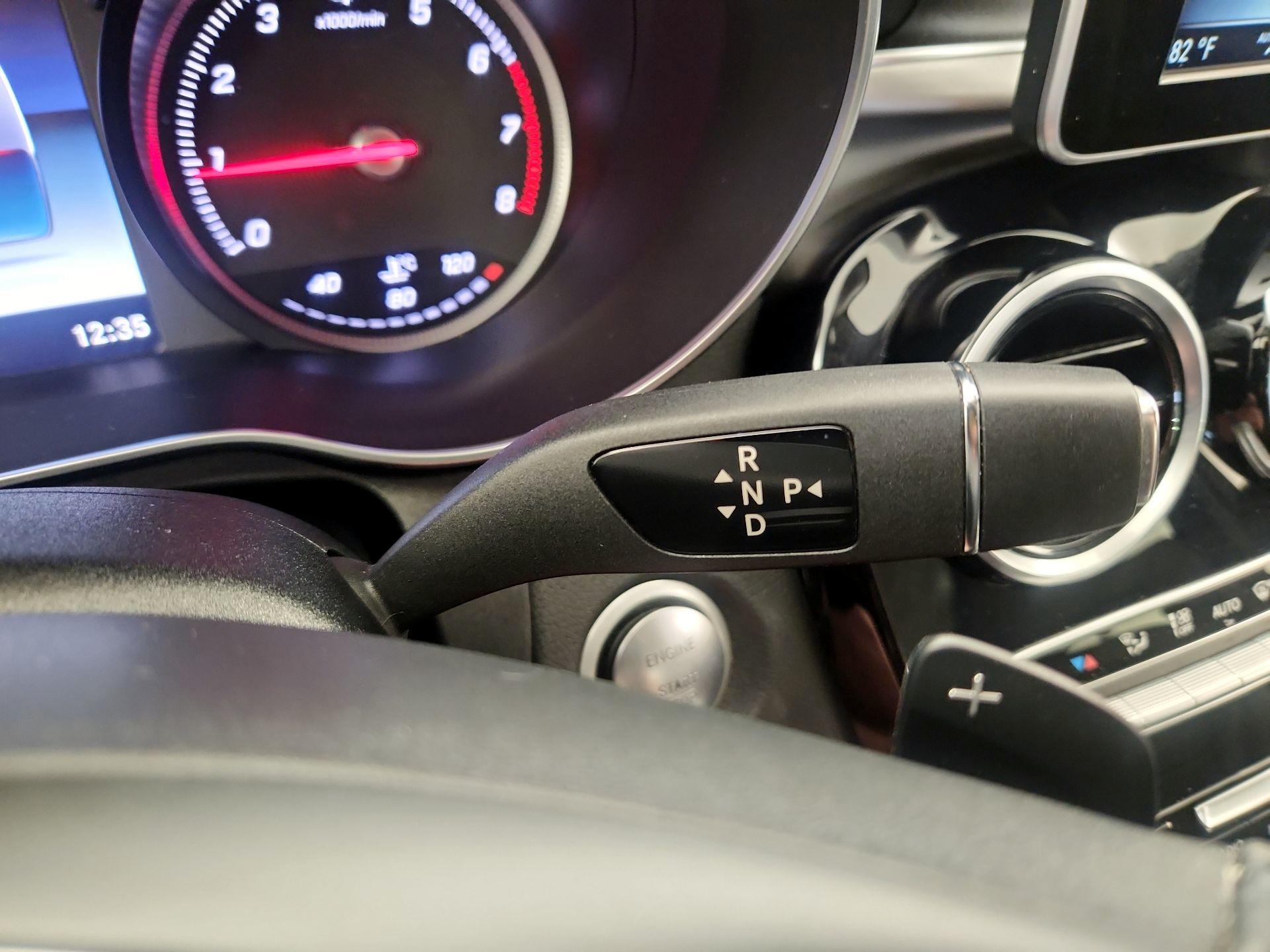 Thumbnail: 2016 Mercedes-Benz C-Class - 17