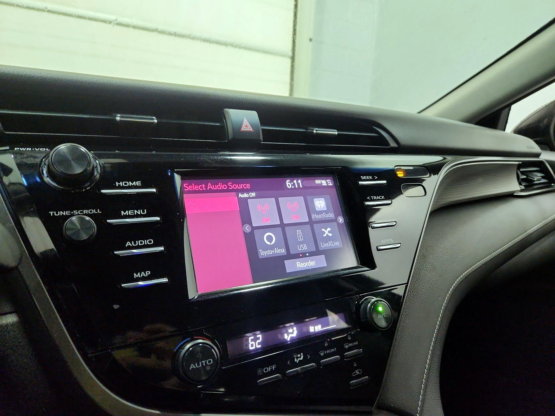 Thumbnail: 2019 Toyota Camry - 15