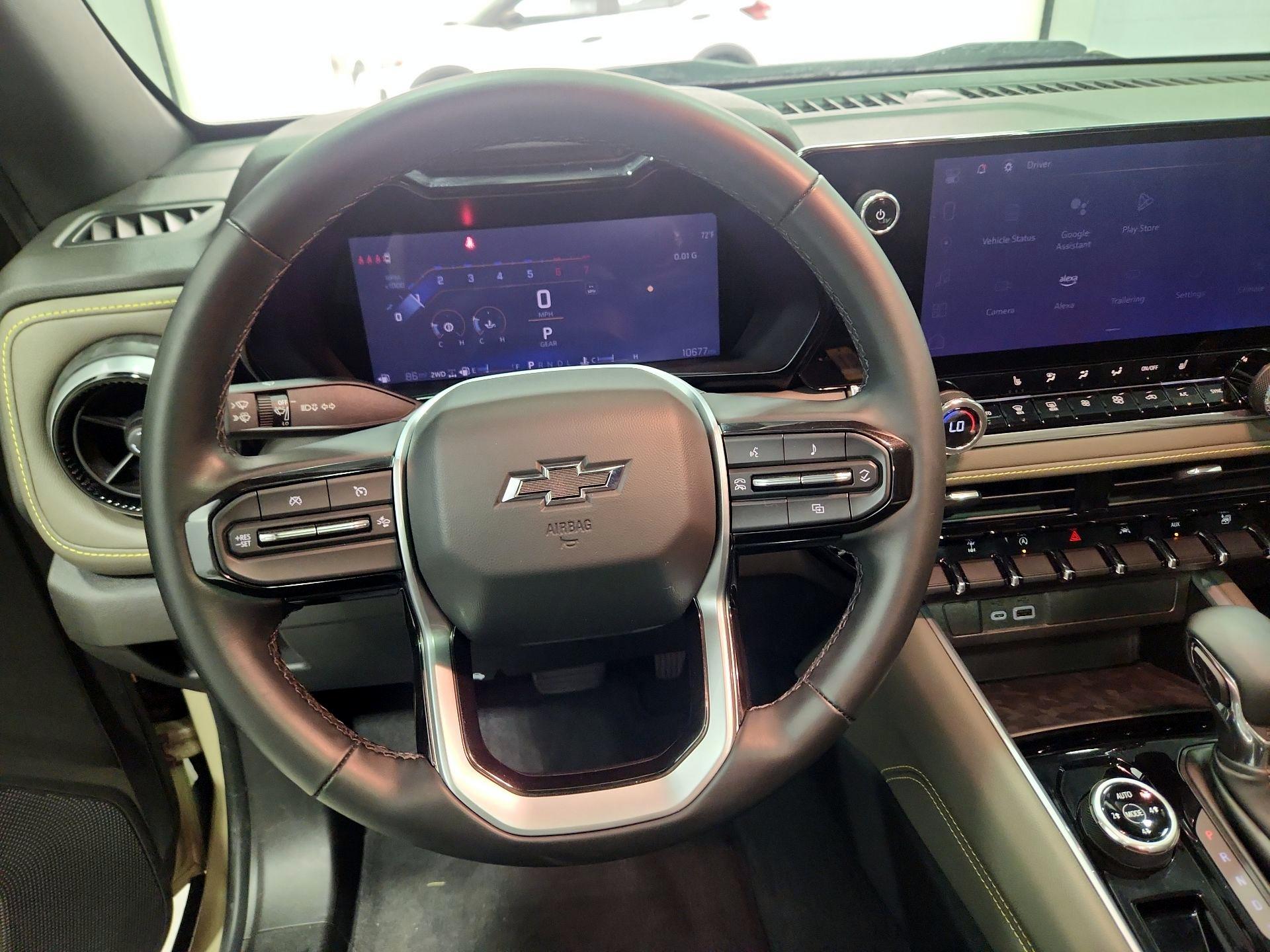 Thumbnail: 2024 Chevrolet Colorado - 10