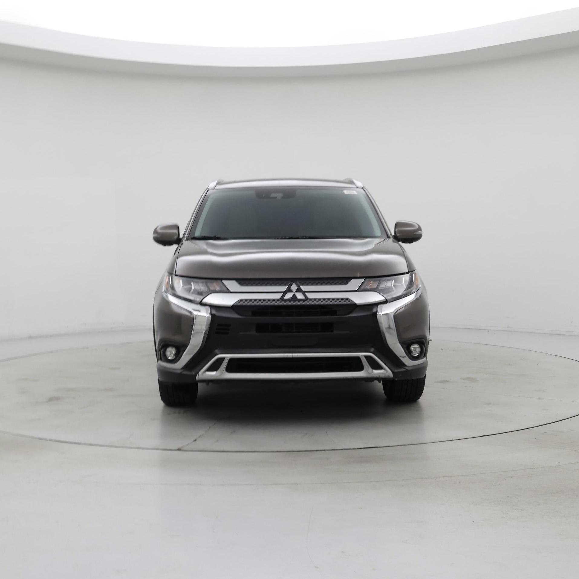 Thumbnail: 2019 Mitsubishi Outlander - 5