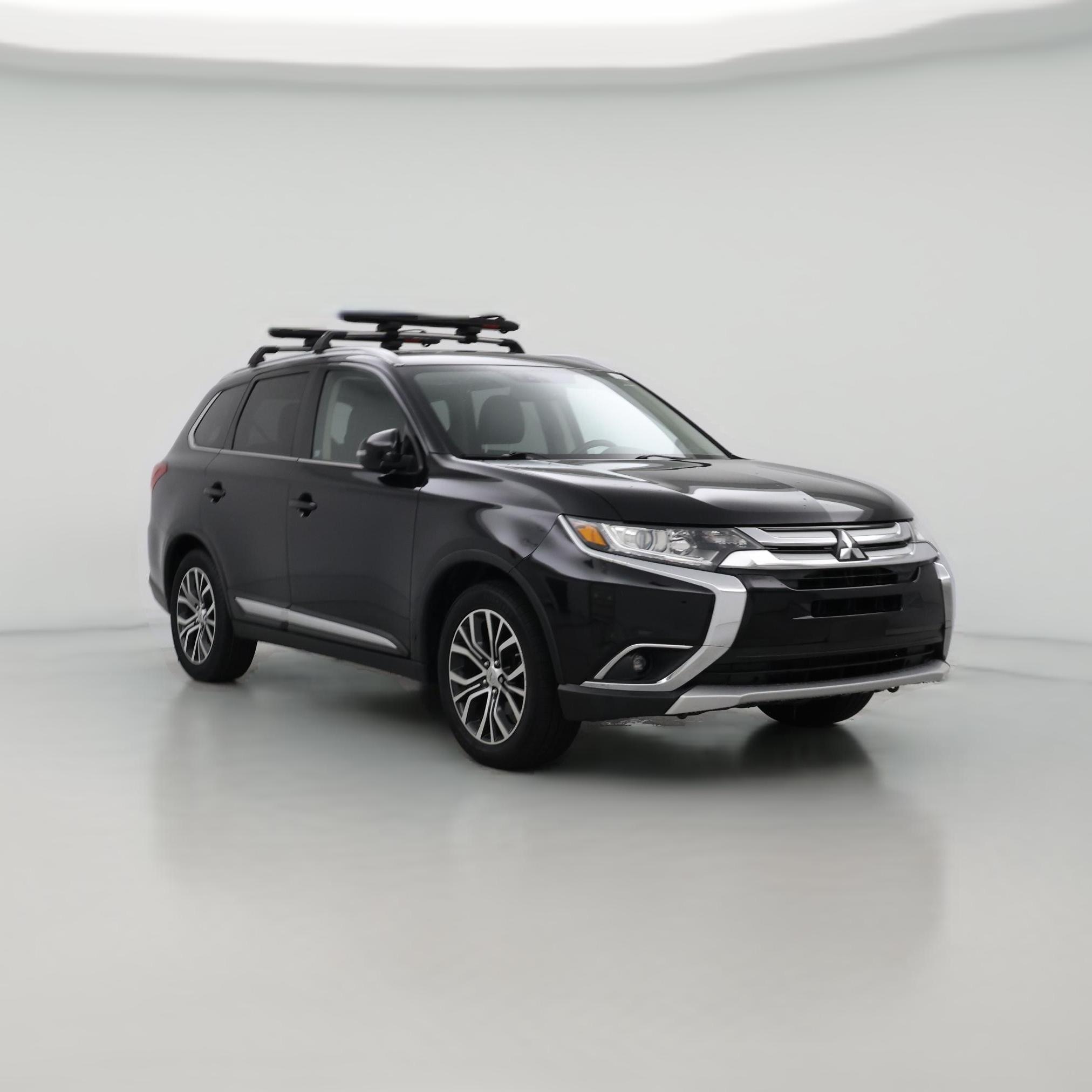 Thumbnail: 2017 Mitsubishi Outlander - 1