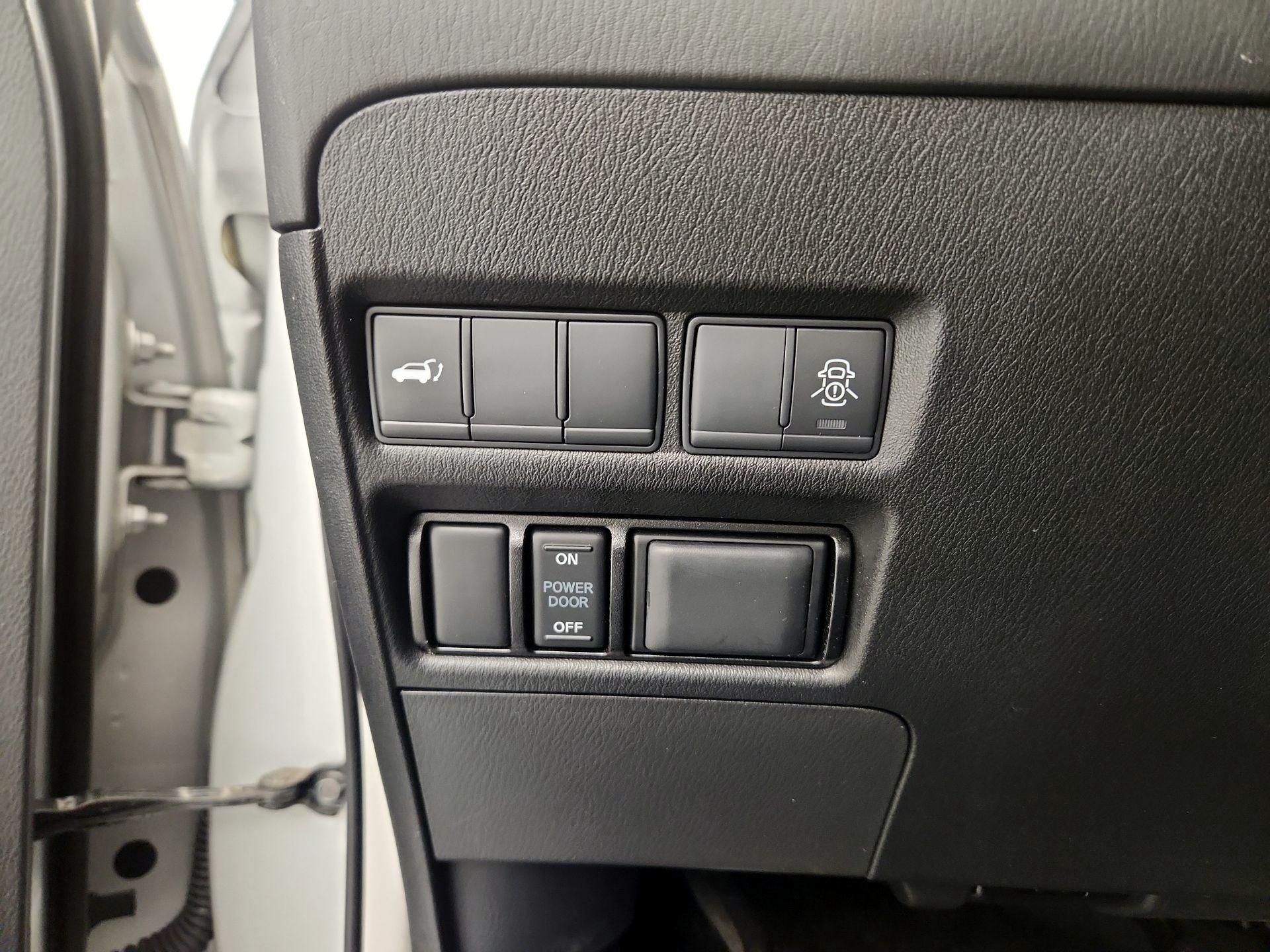 Thumbnail: 2020 Nissan Armada - 11