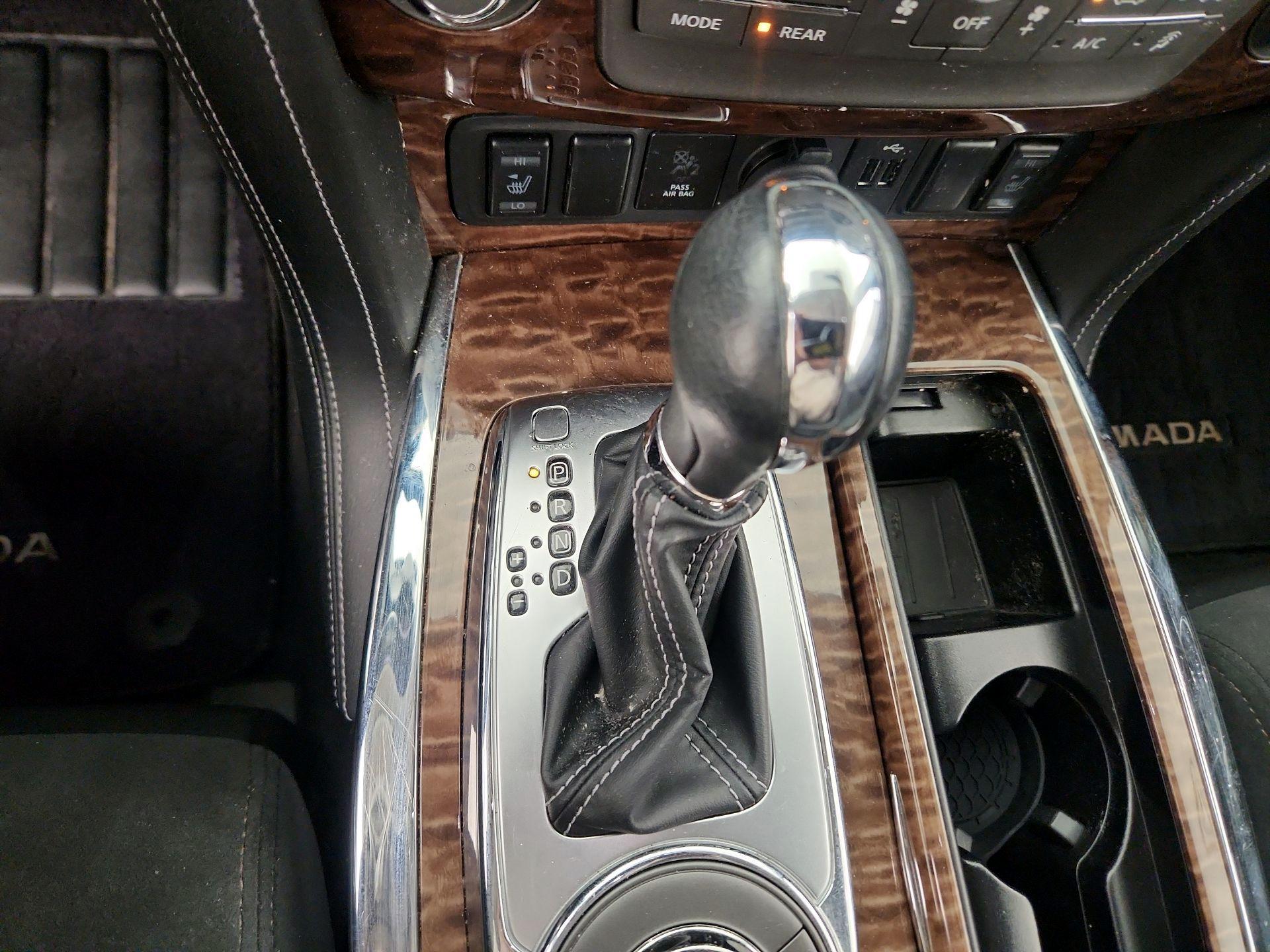 Thumbnail: 2020 Nissan Armada - 15