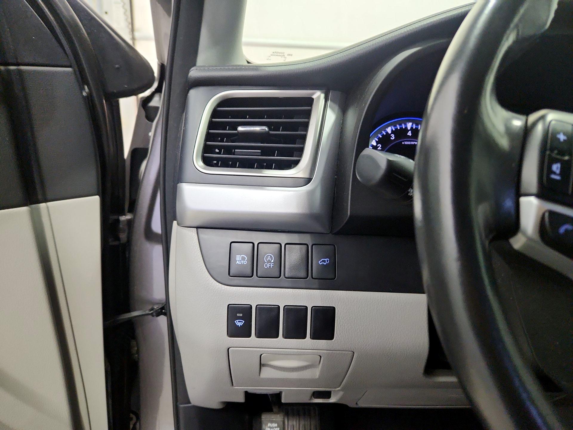 Thumbnail: 2017 Toyota Highlander - 13