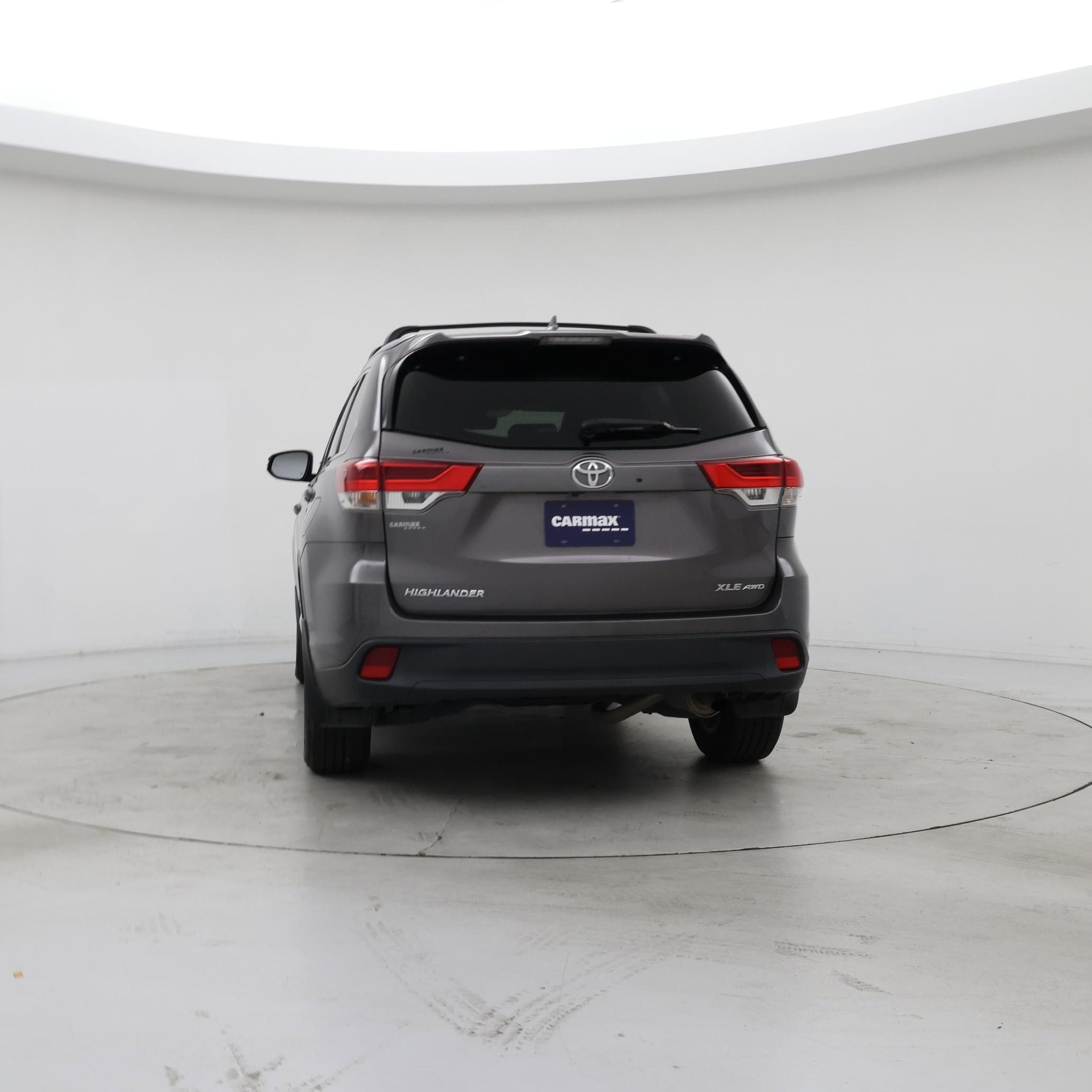 Thumbnail: 2017 Toyota Highlander - 6