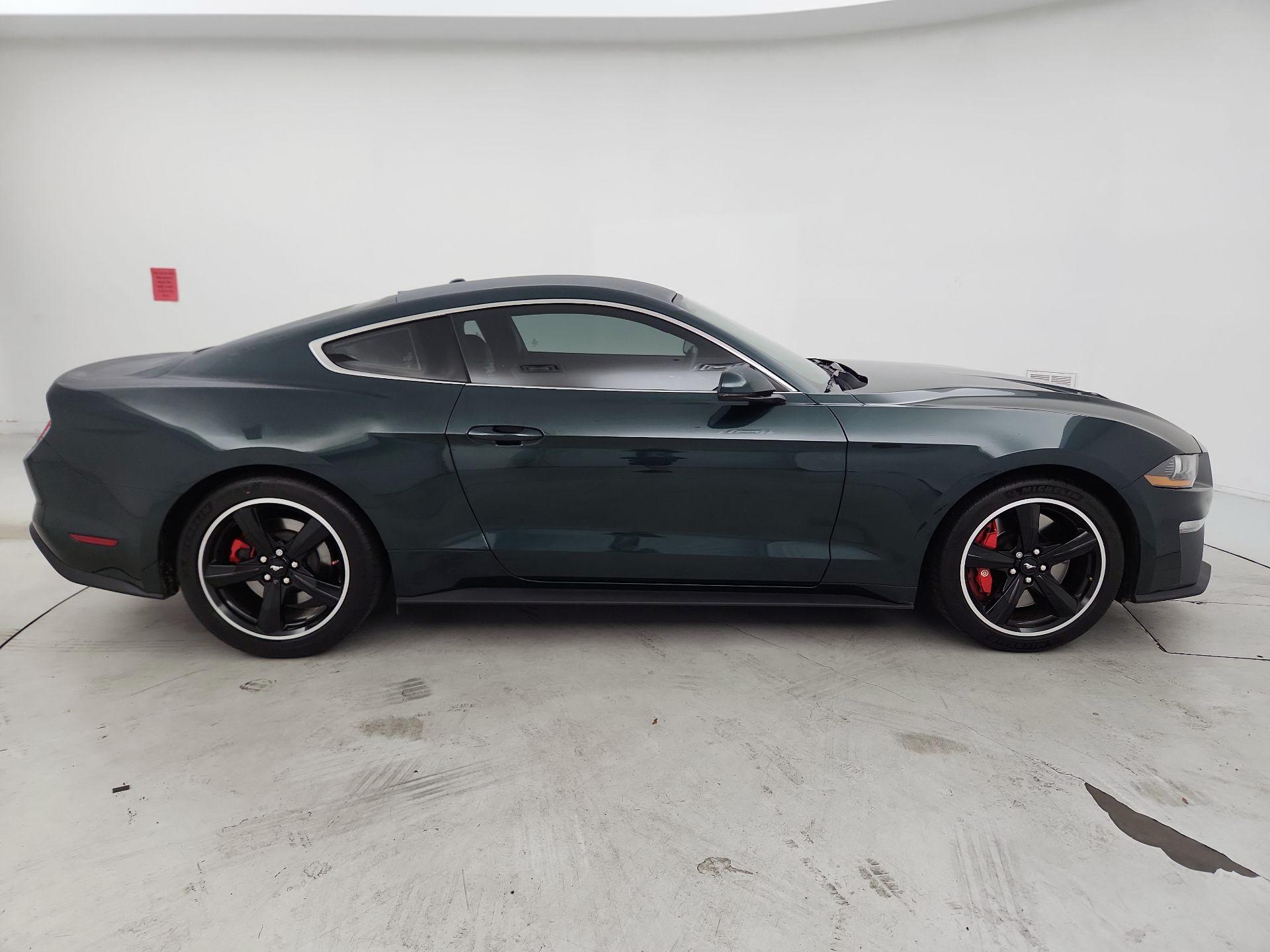 Thumbnail: 2019 Ford Mustang - 4
