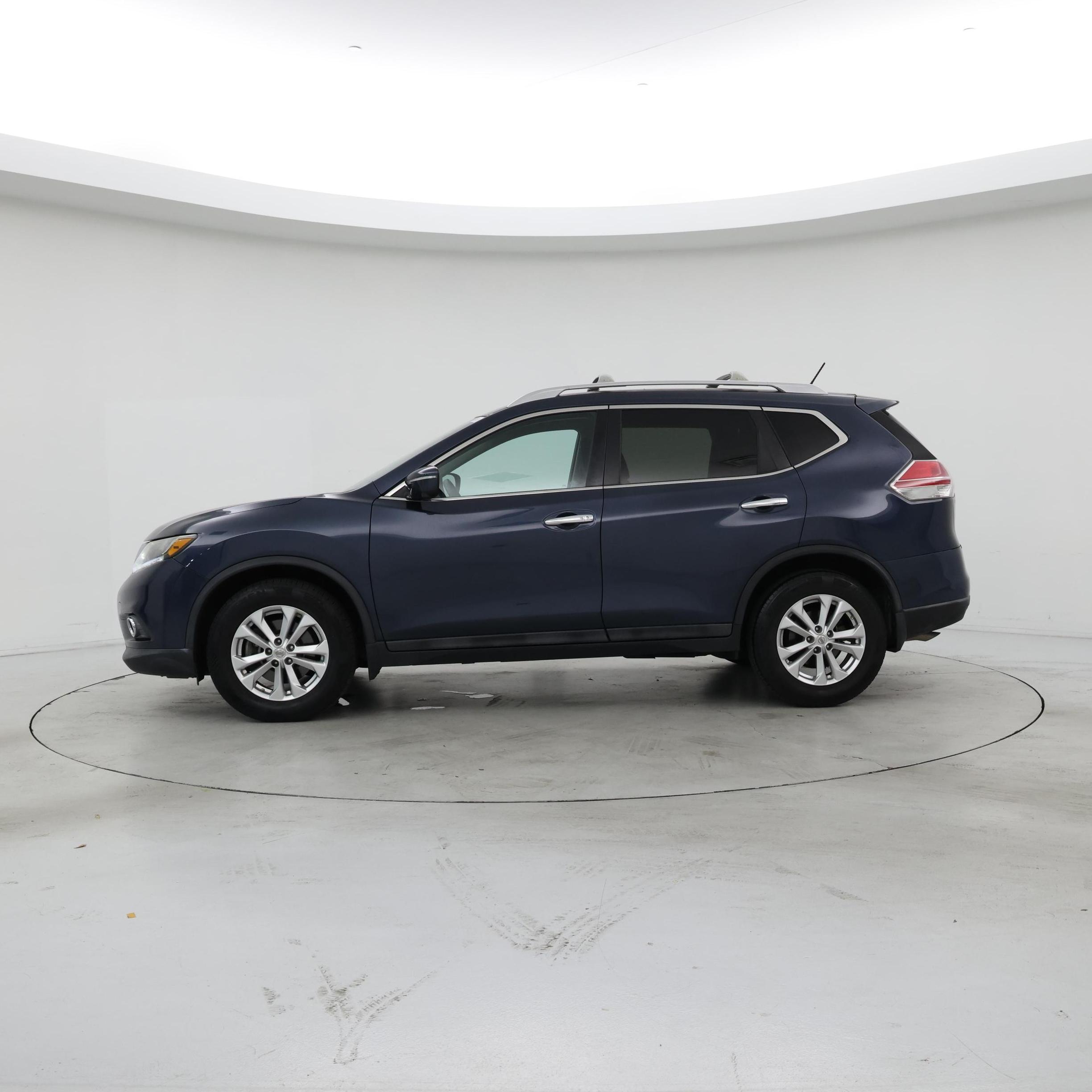 Thumbnail: 2015 Nissan Rogue - 3