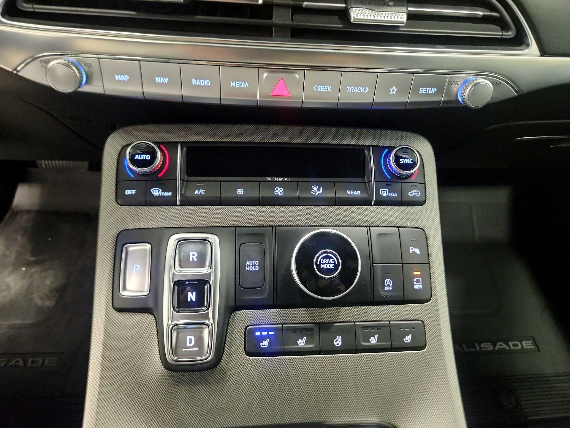 Thumbnail: 2020 Hyundai Palisade - 16