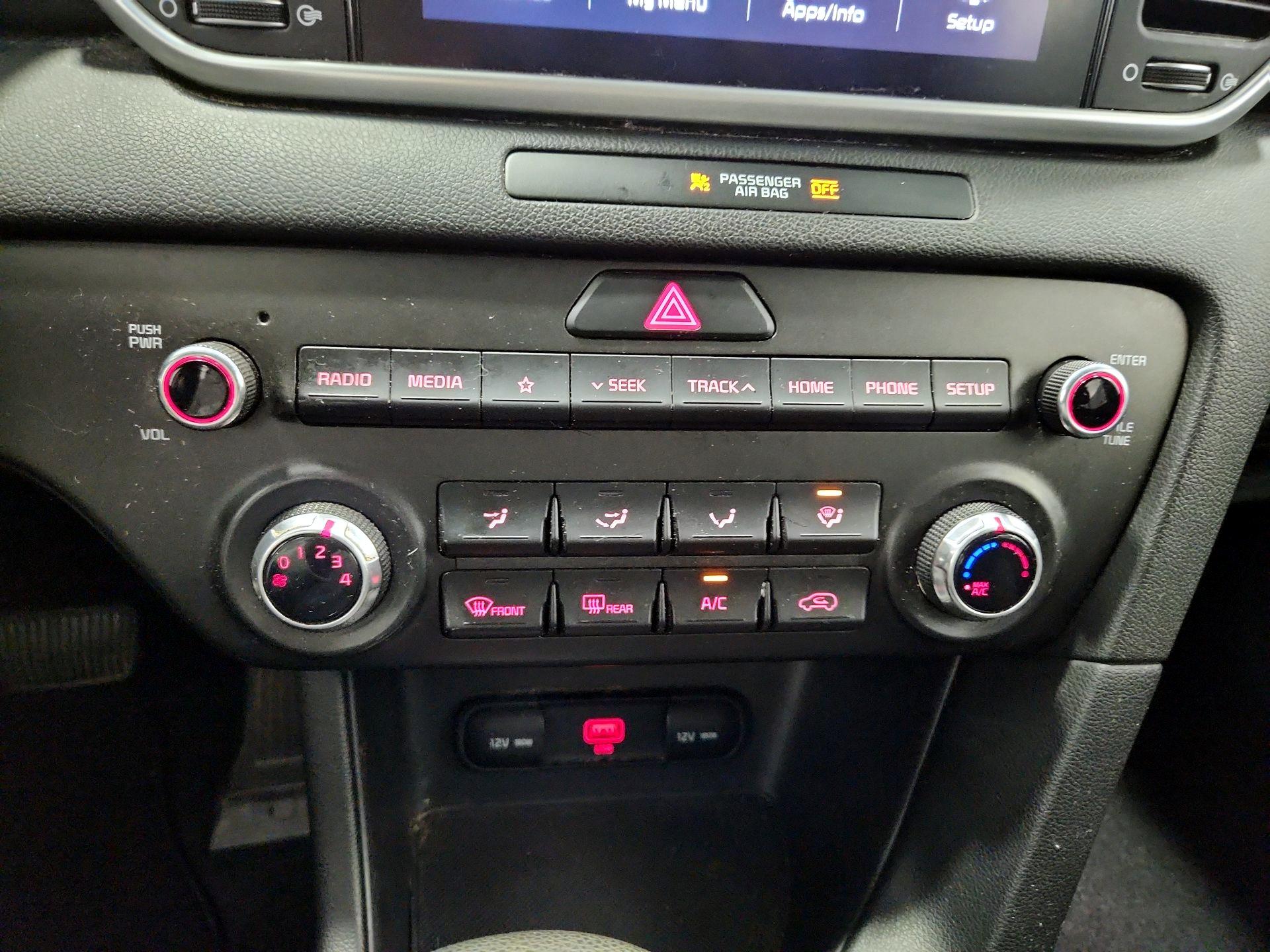 Thumbnail: 2021 Kia Sportage - 16