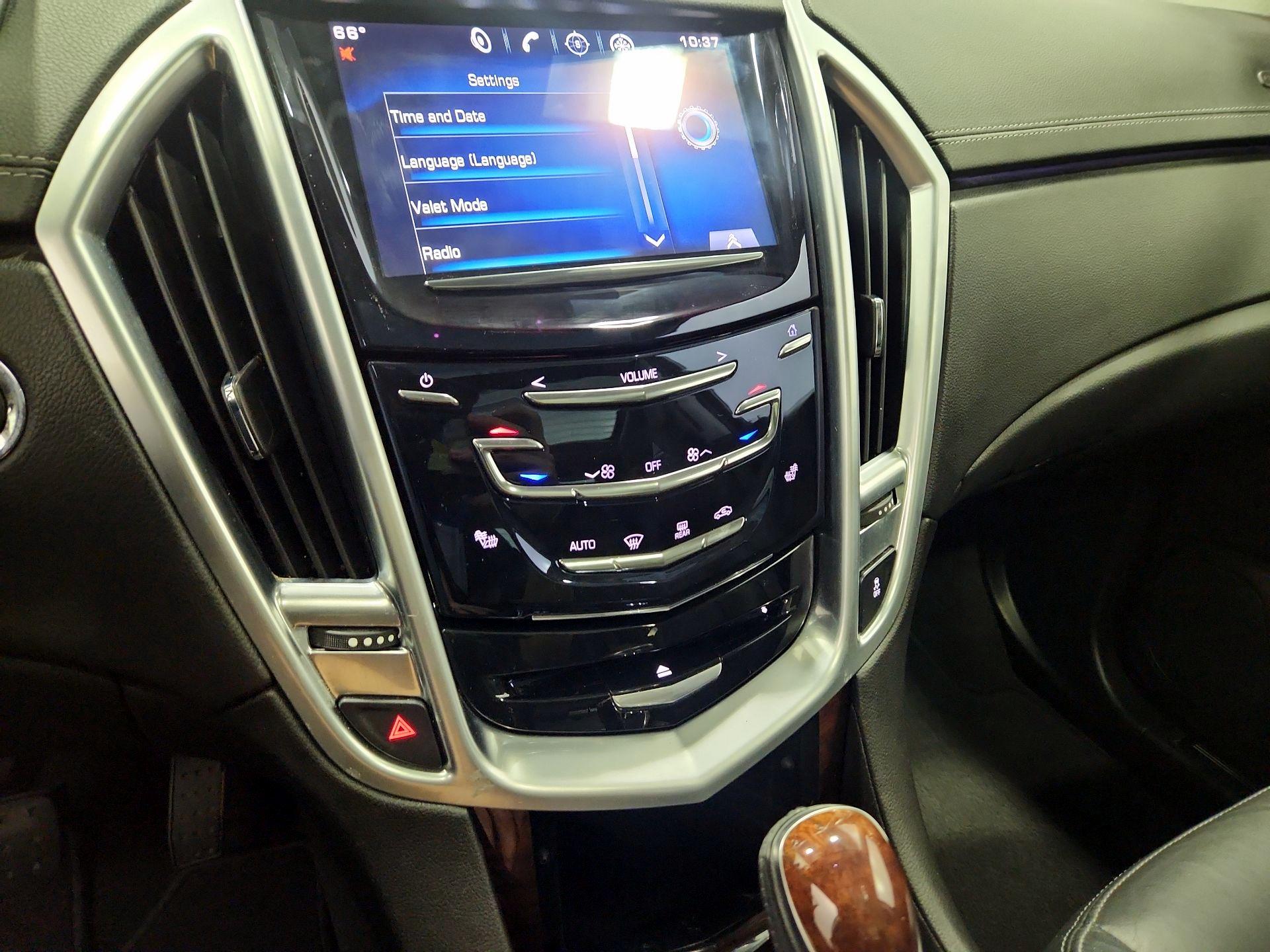 Thumbnail: 2015 Cadillac SRX - 17