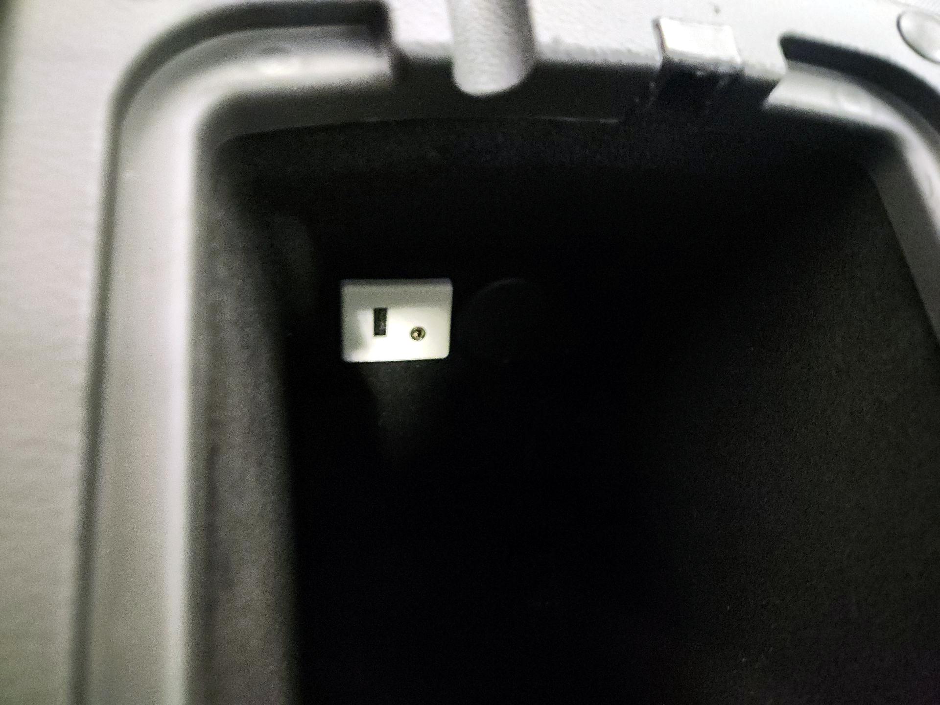 Thumbnail: 2015 Cadillac SRX - 19