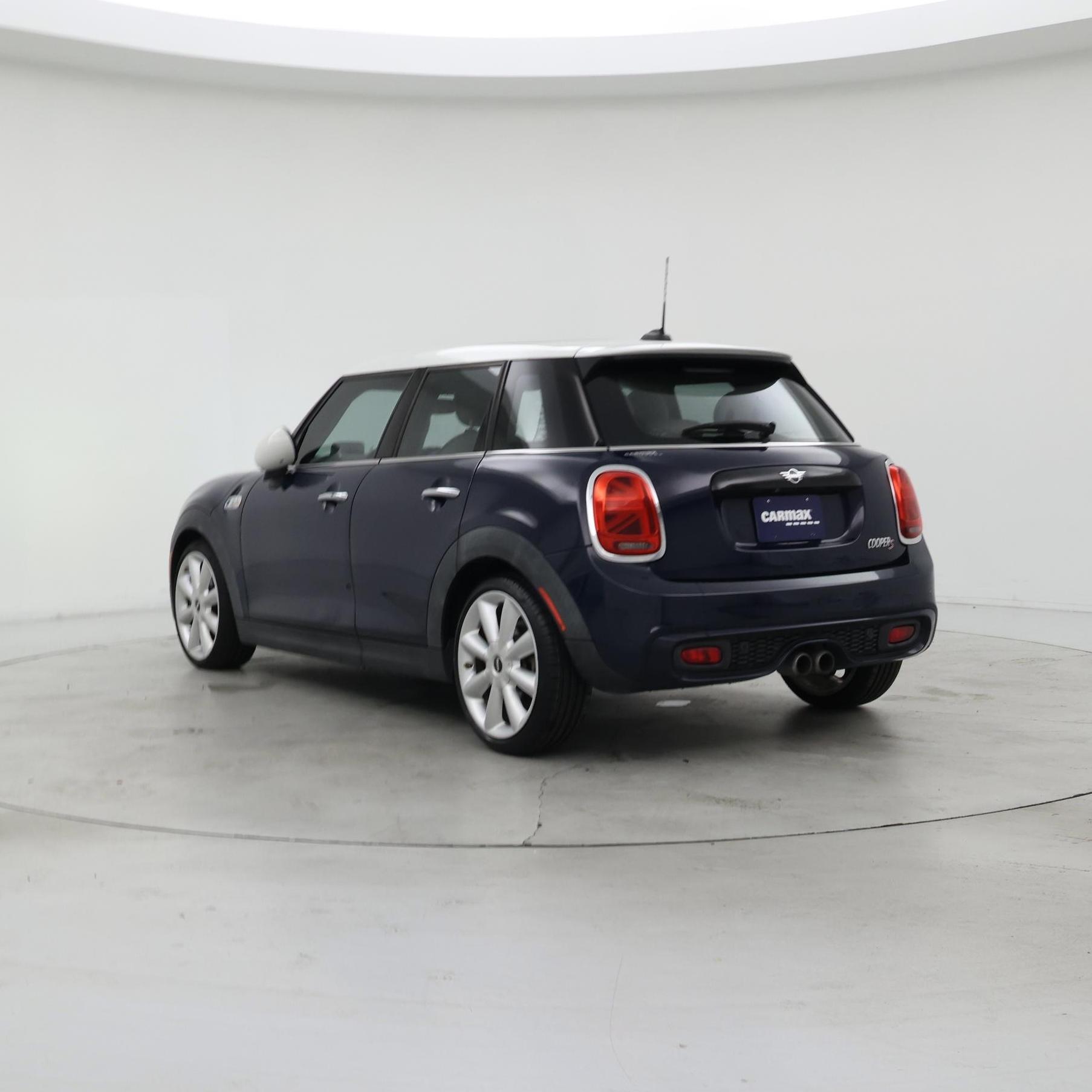 Thumbnail: 2019 MINI Cooper Hardtop - 2