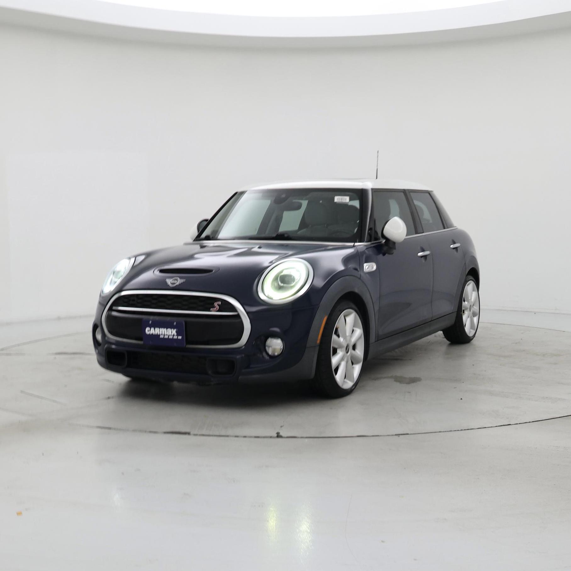 Thumbnail: 2019 MINI Cooper Hardtop - 4