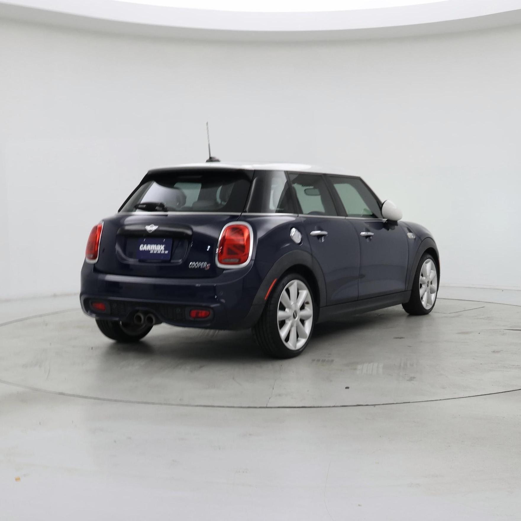 Thumbnail: 2019 MINI Cooper Hardtop - 8