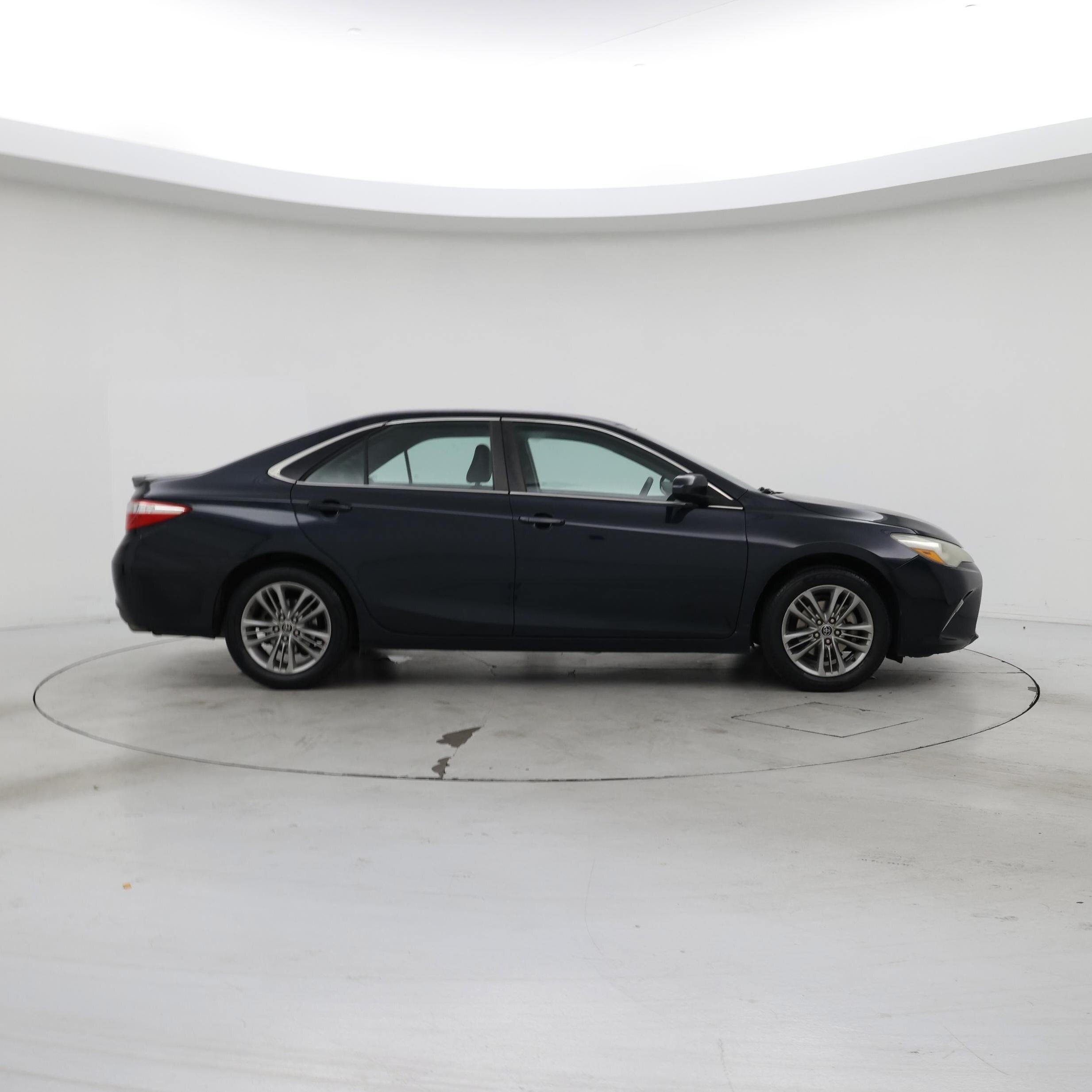 Thumbnail: 2016 Toyota Camry - 7