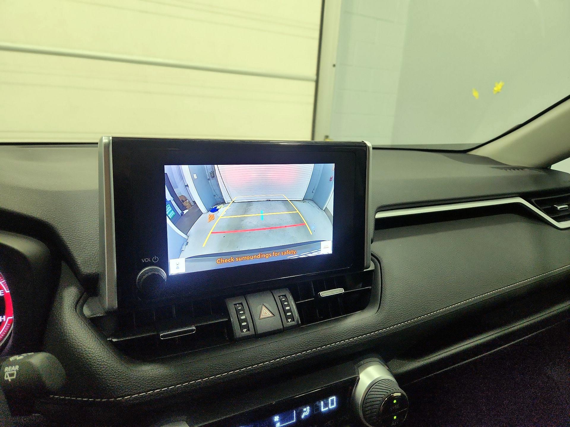 Thumbnail: 2025 Toyota RAV4 - 15