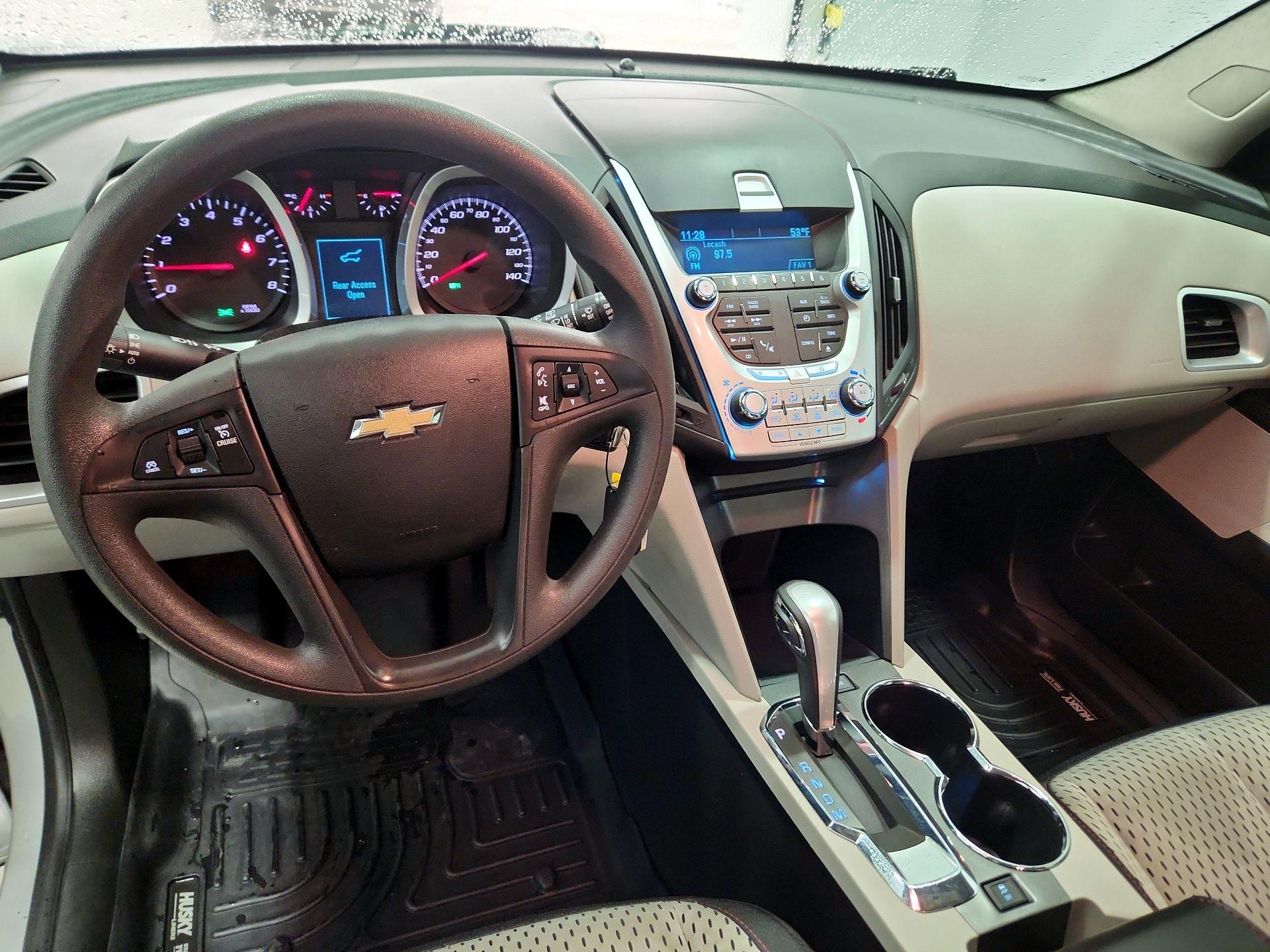 Thumbnail: 2015 Chevrolet Equinox - 9