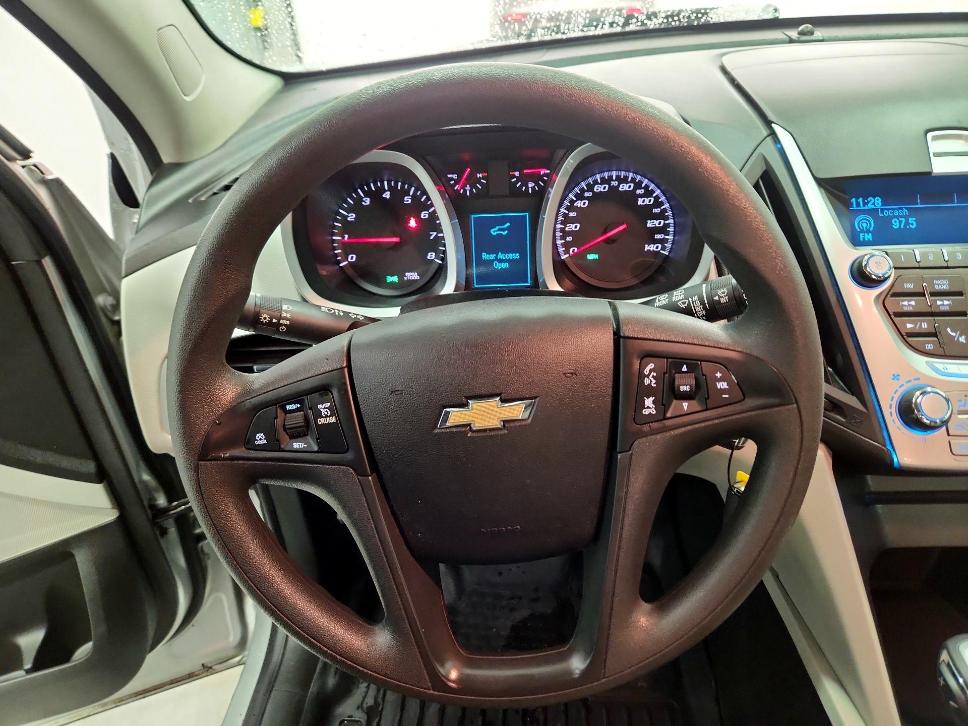 Thumbnail: 2015 Chevrolet Equinox - 10