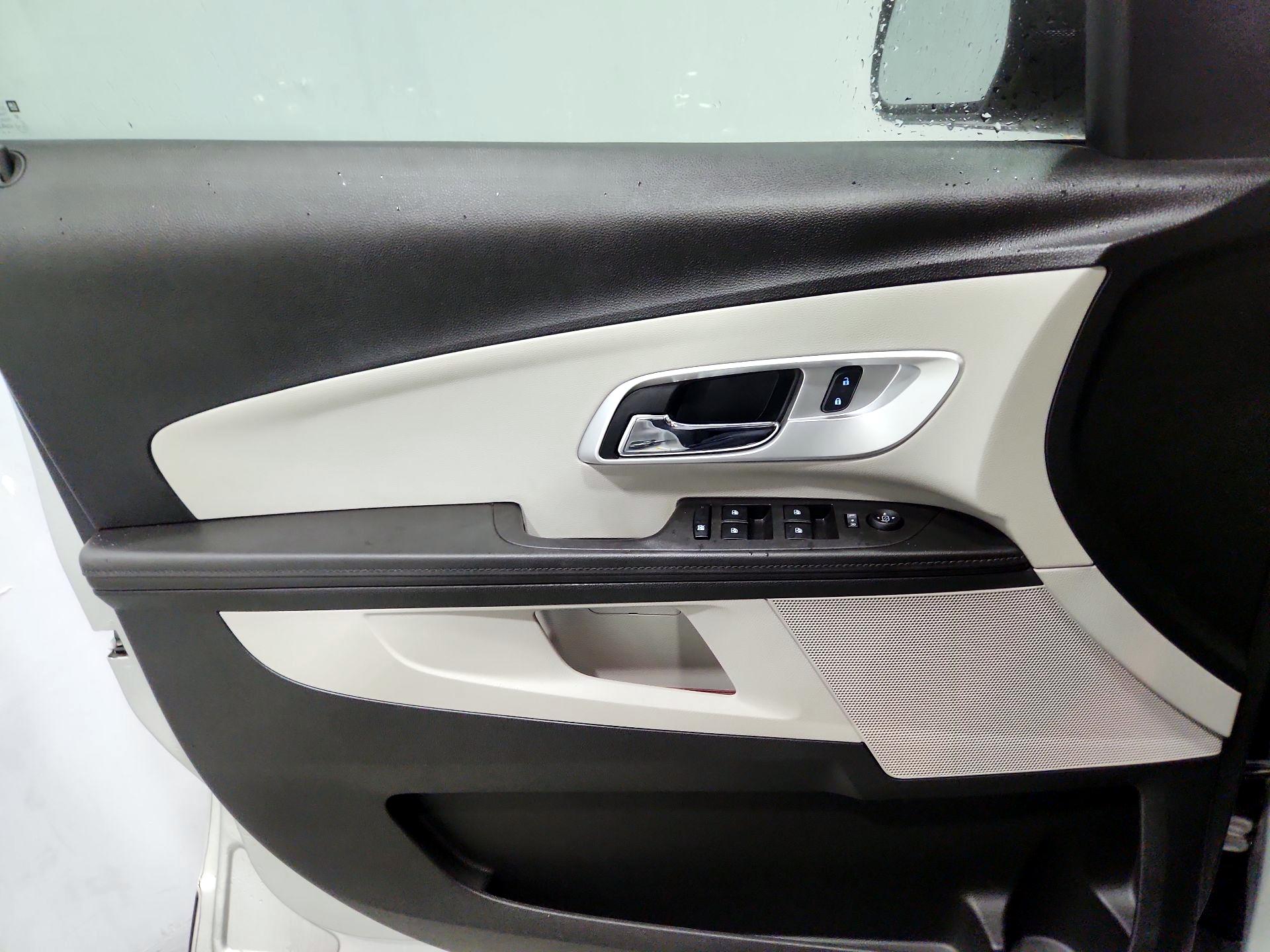 Thumbnail: 2015 Chevrolet Equinox - 13