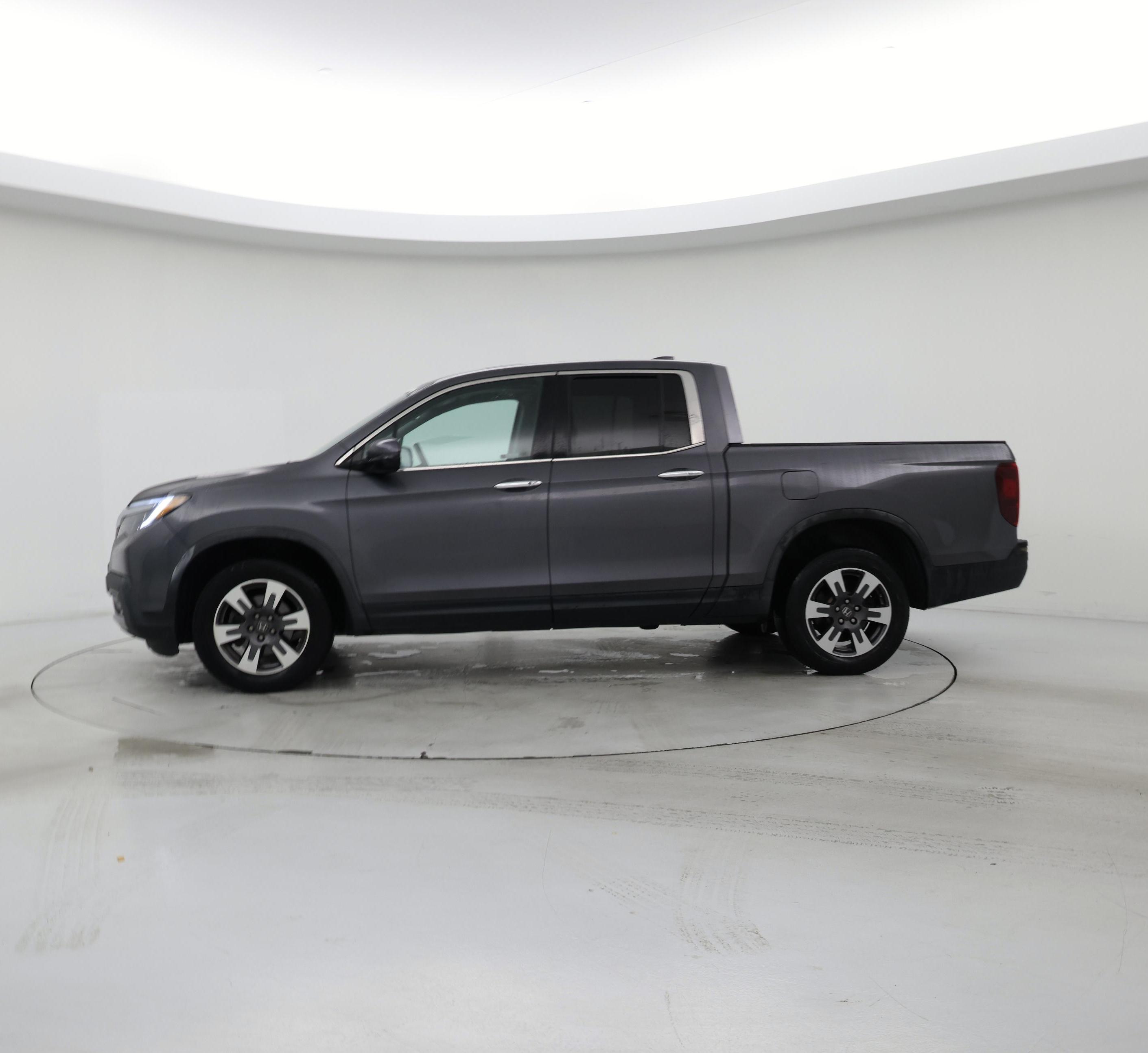 Thumbnail: 2019 Honda Ridgeline - 3