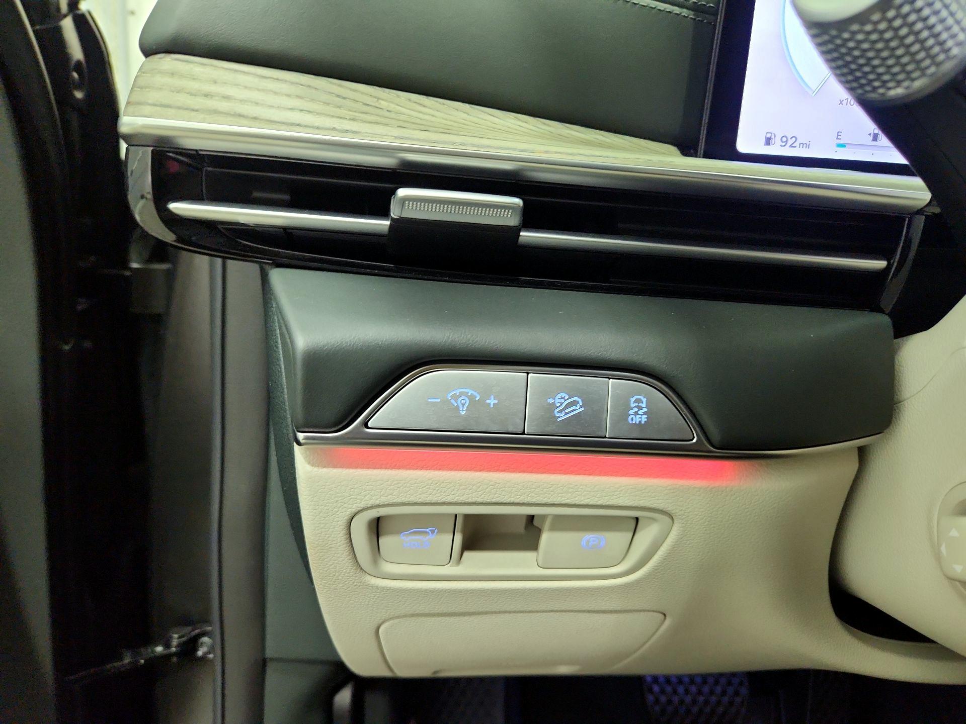 Thumbnail: 2025 Genesis GV80 - 13