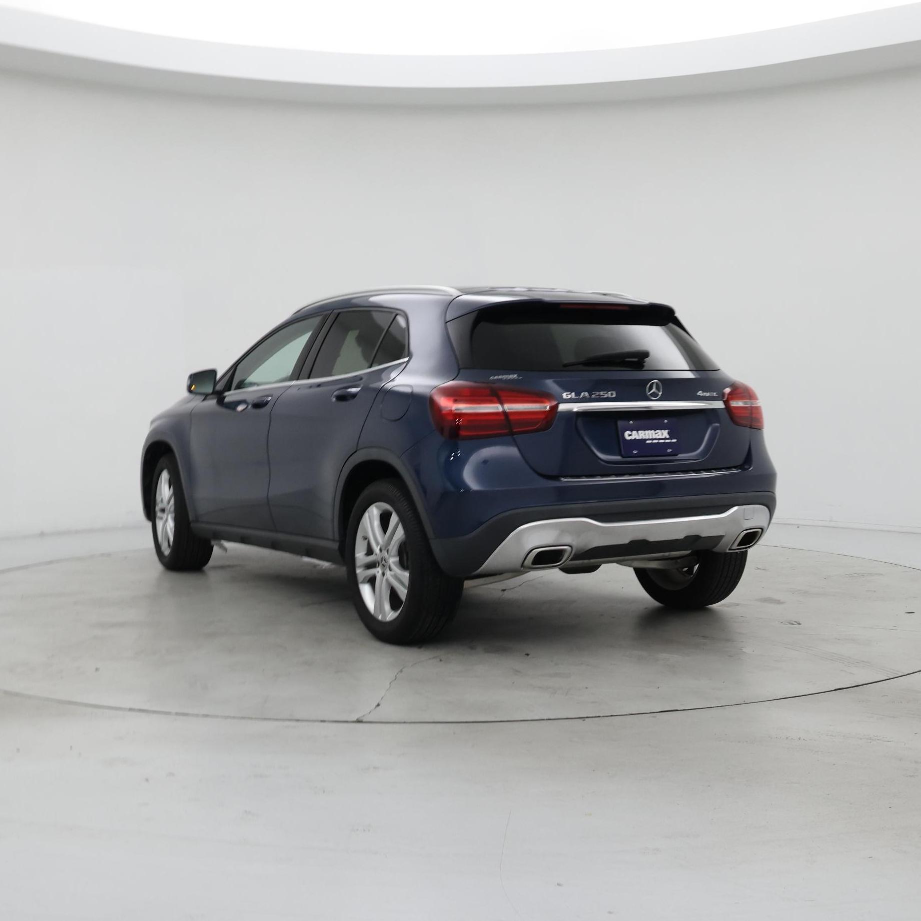 Thumbnail: 2020 Mercedes-Benz GLA - 2