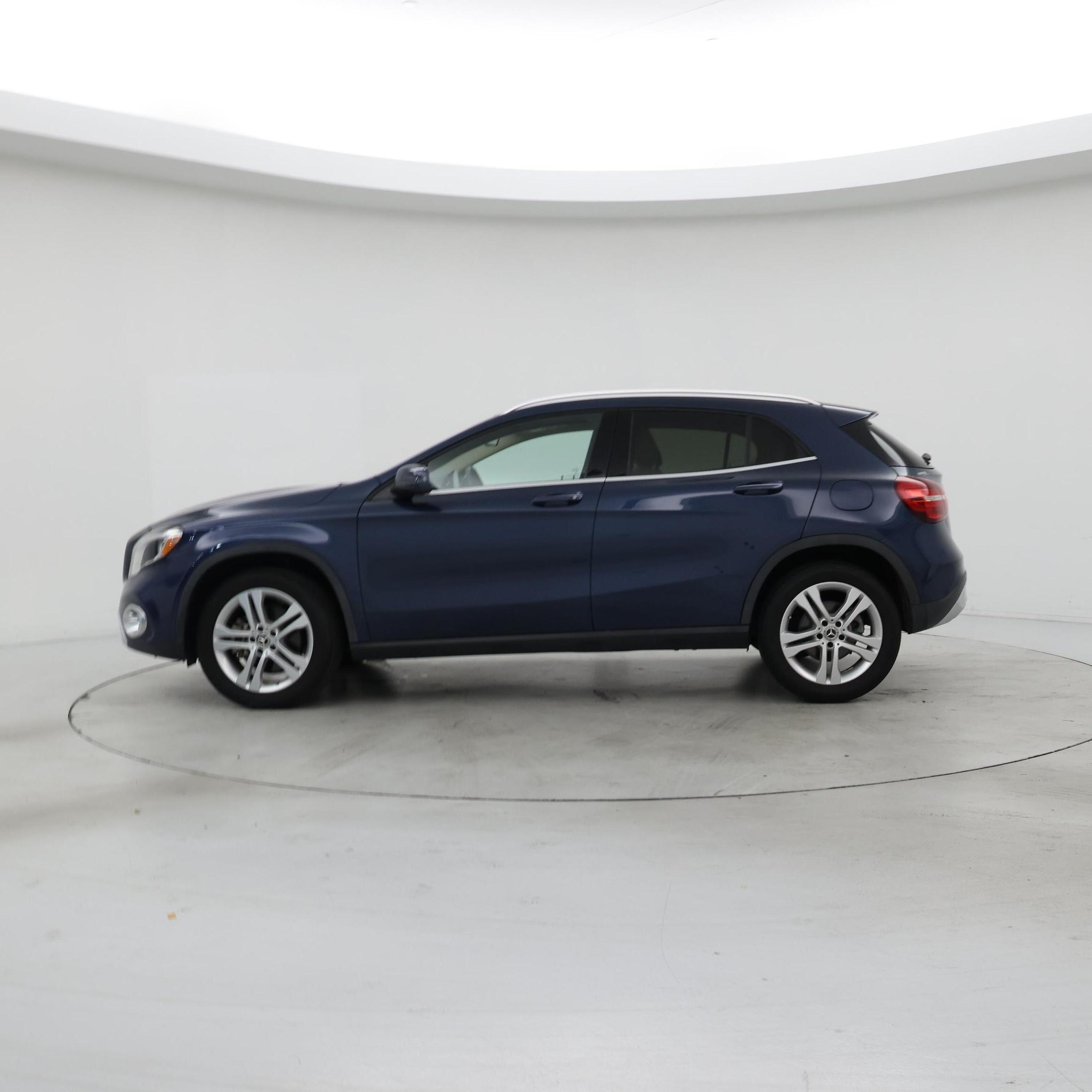 Thumbnail: 2020 Mercedes-Benz GLA - 3
