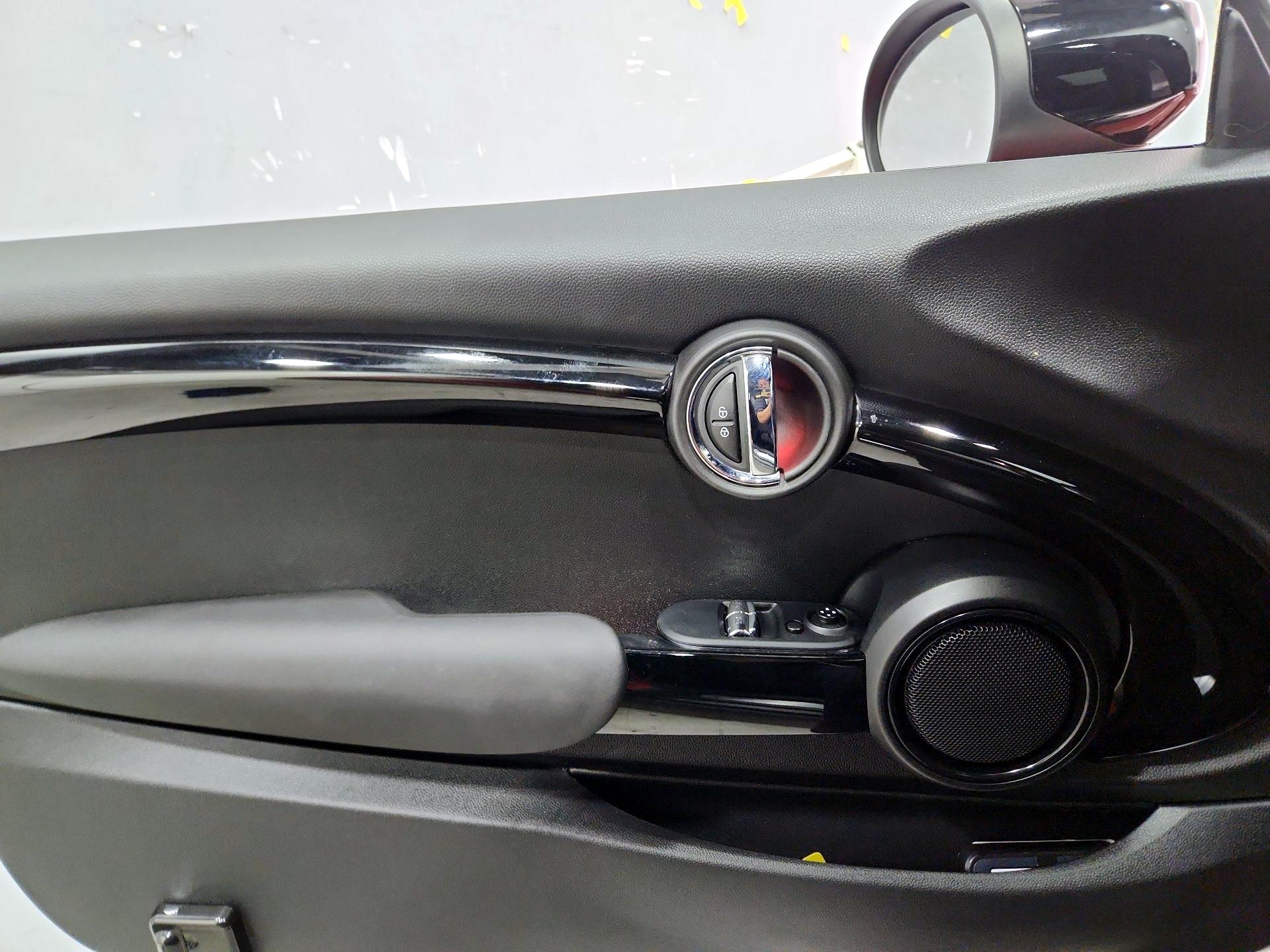 Thumbnail: 2021 MINI Cooper Hardtop - 12
