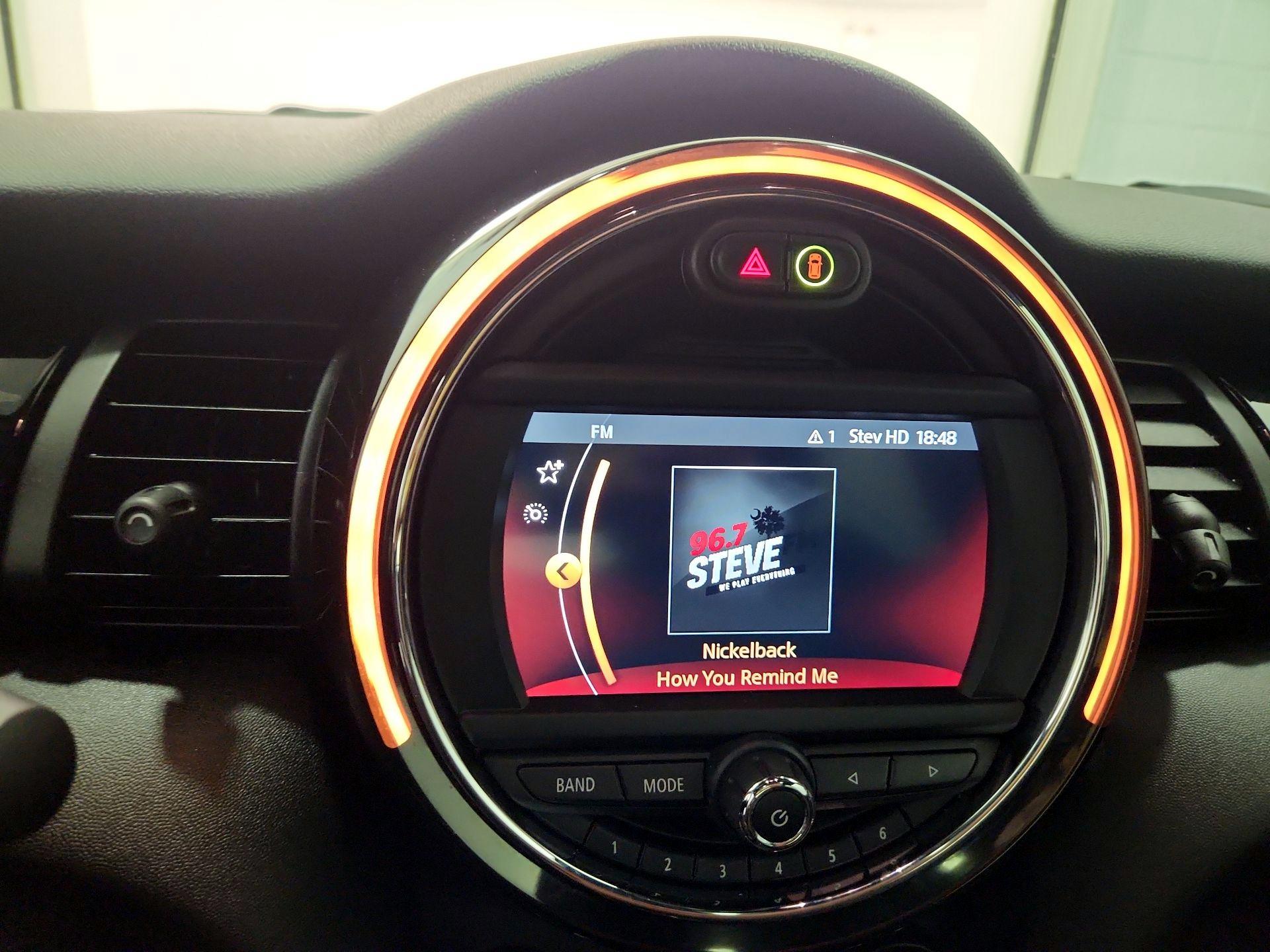 Thumbnail: 2021 MINI Cooper Hardtop - 14