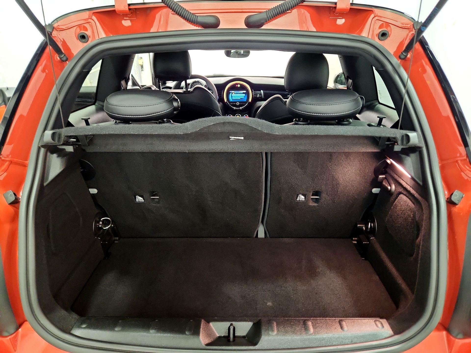 Thumbnail: 2021 MINI Cooper Hardtop - 19