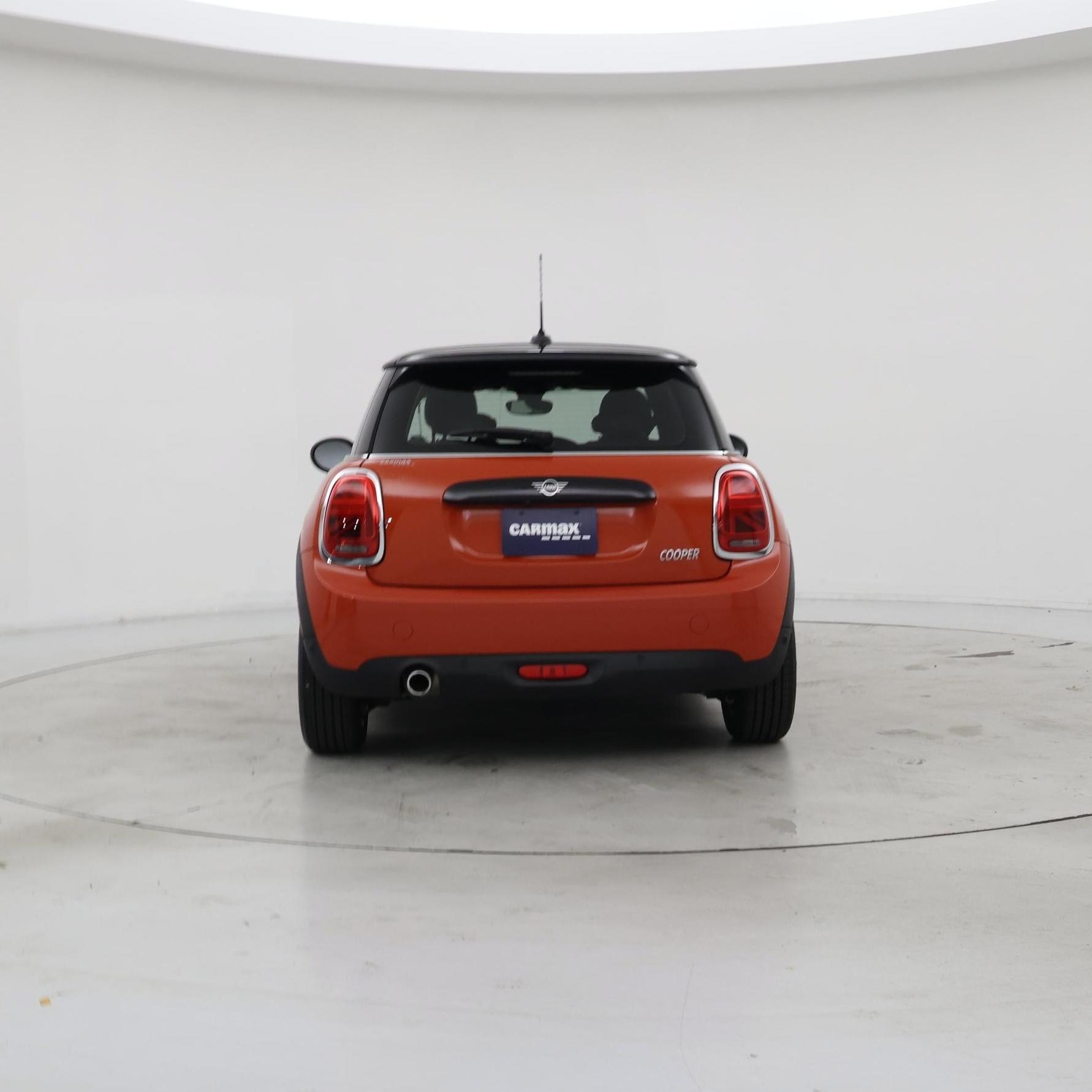 Thumbnail: 2021 MINI Cooper Hardtop - 6