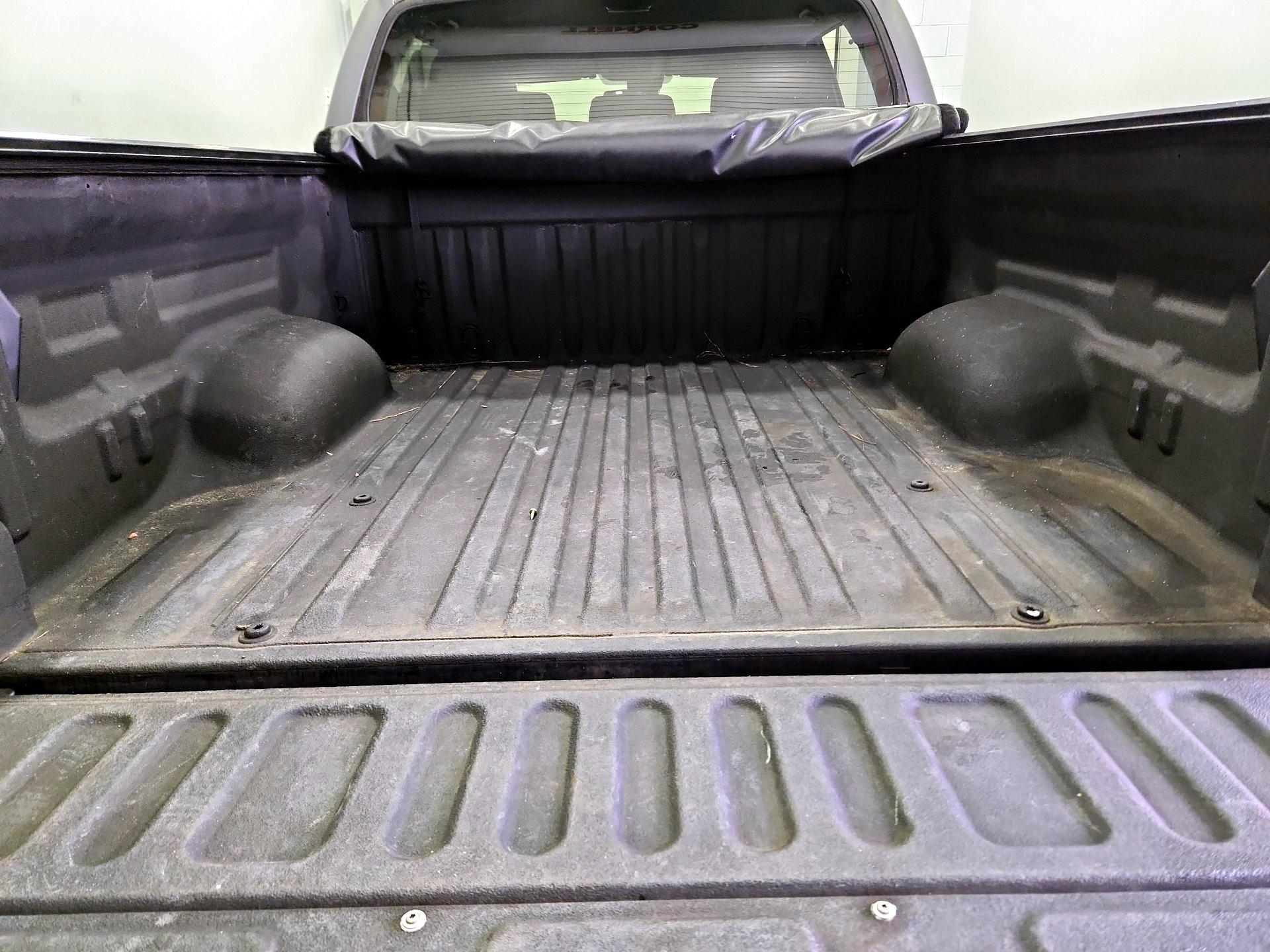 Thumbnail: 2018 Toyota Tundra - 20