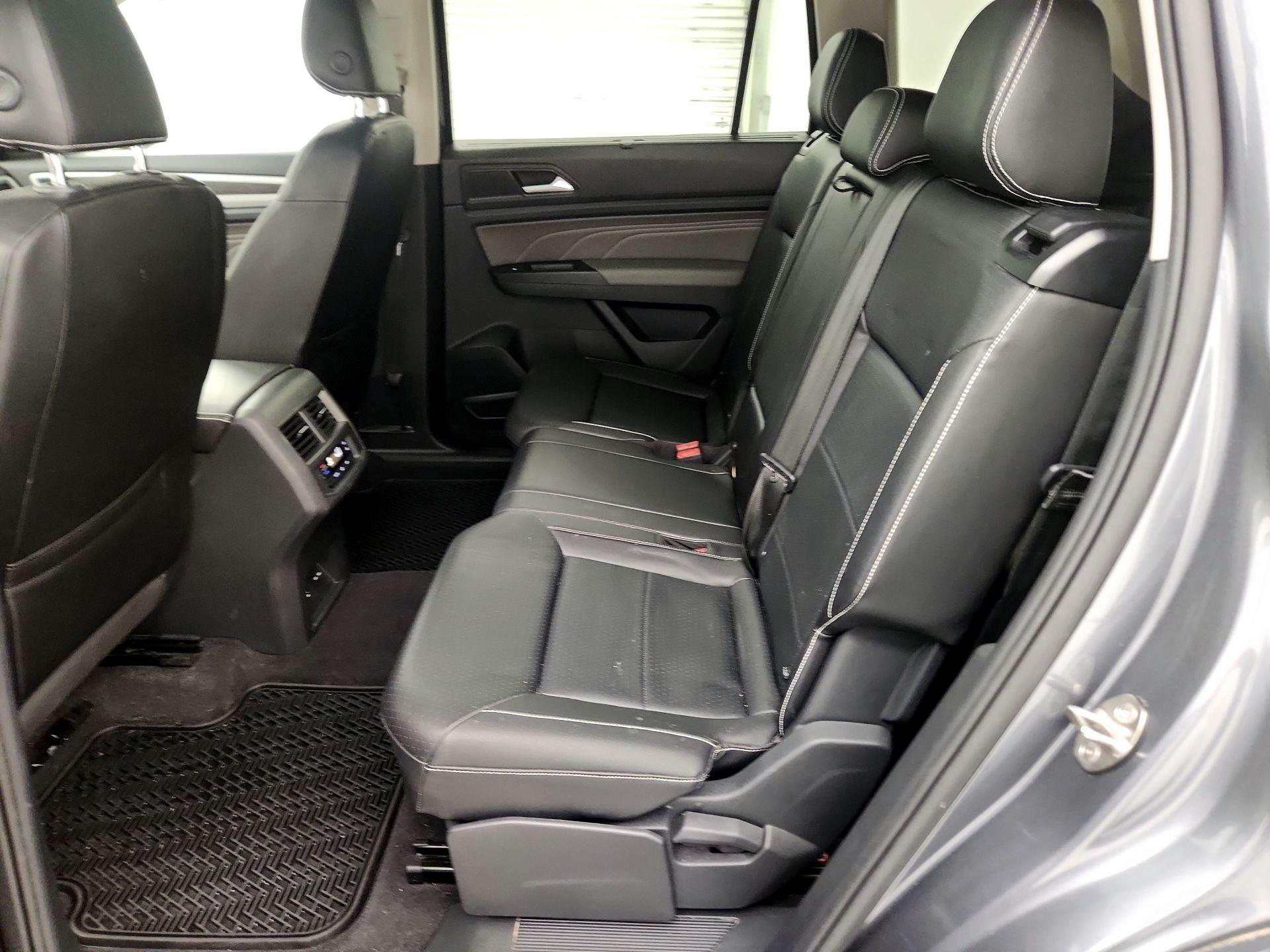 Thumbnail: 2021 Volkswagen Atlas - 20