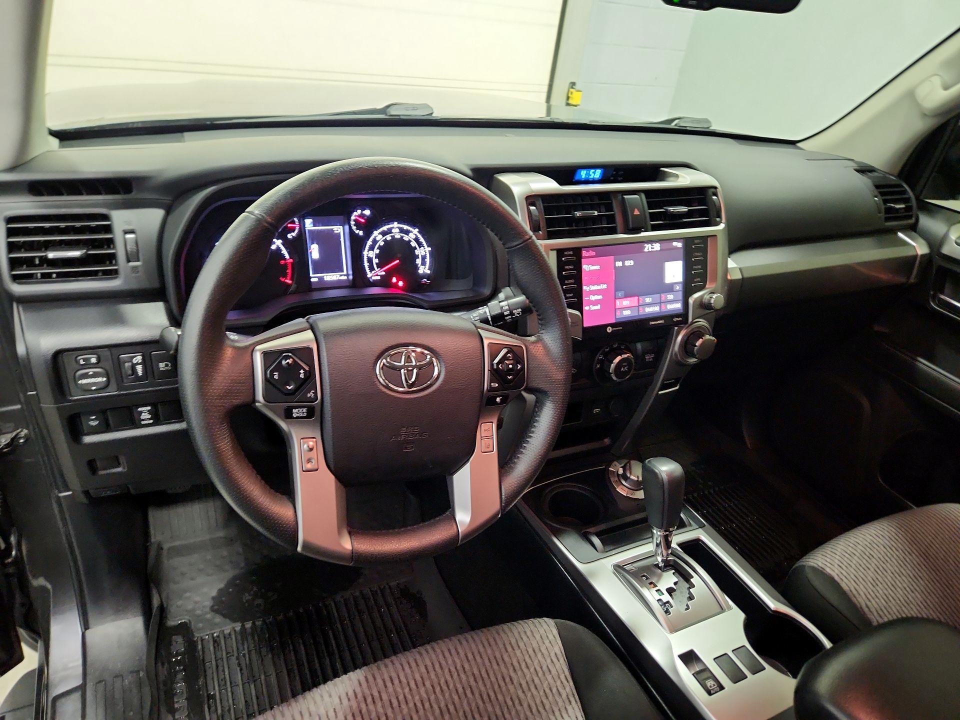 Thumbnail: 2021 Toyota 4Runner - 9