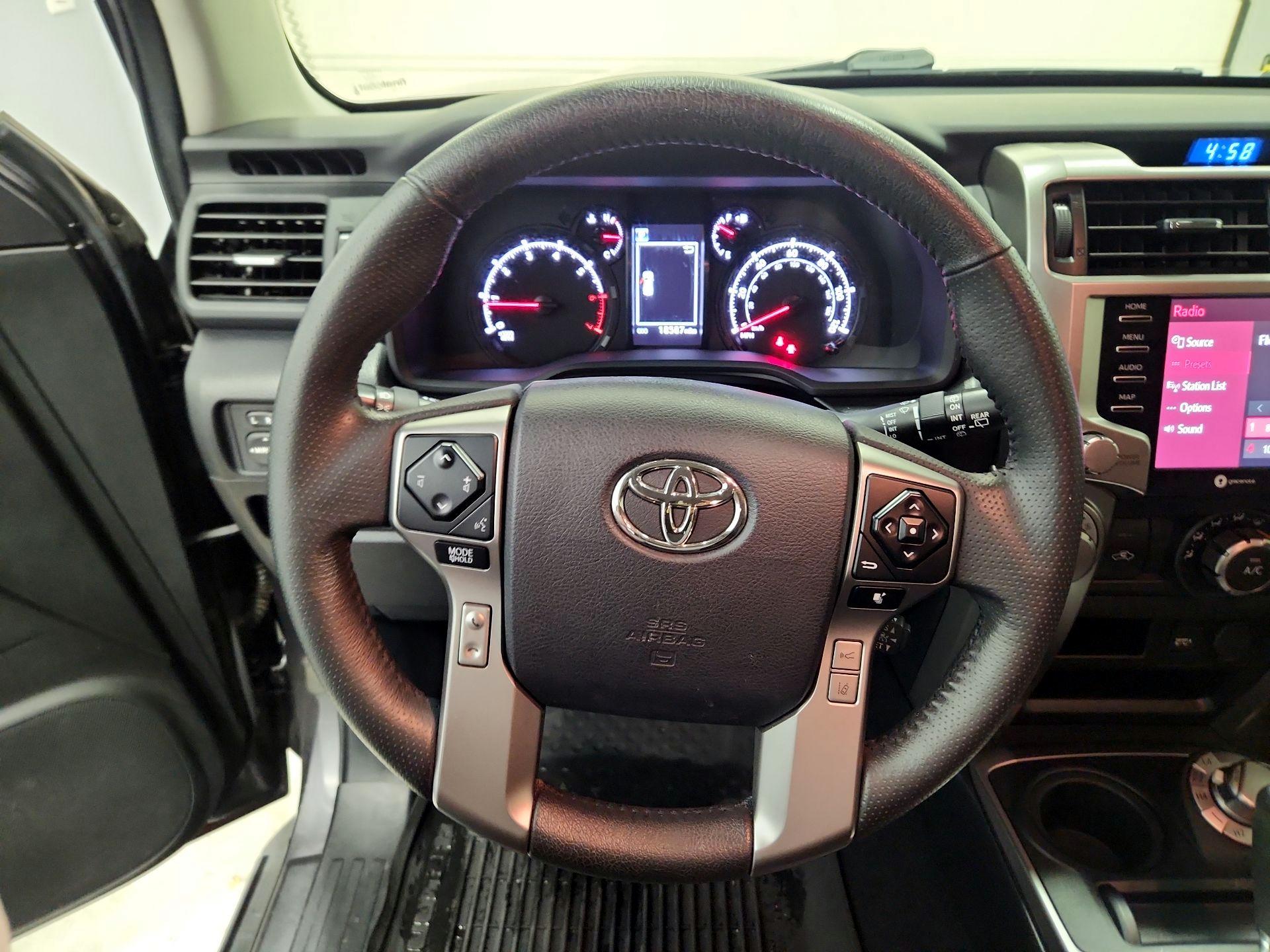 Thumbnail: 2021 Toyota 4Runner - 10